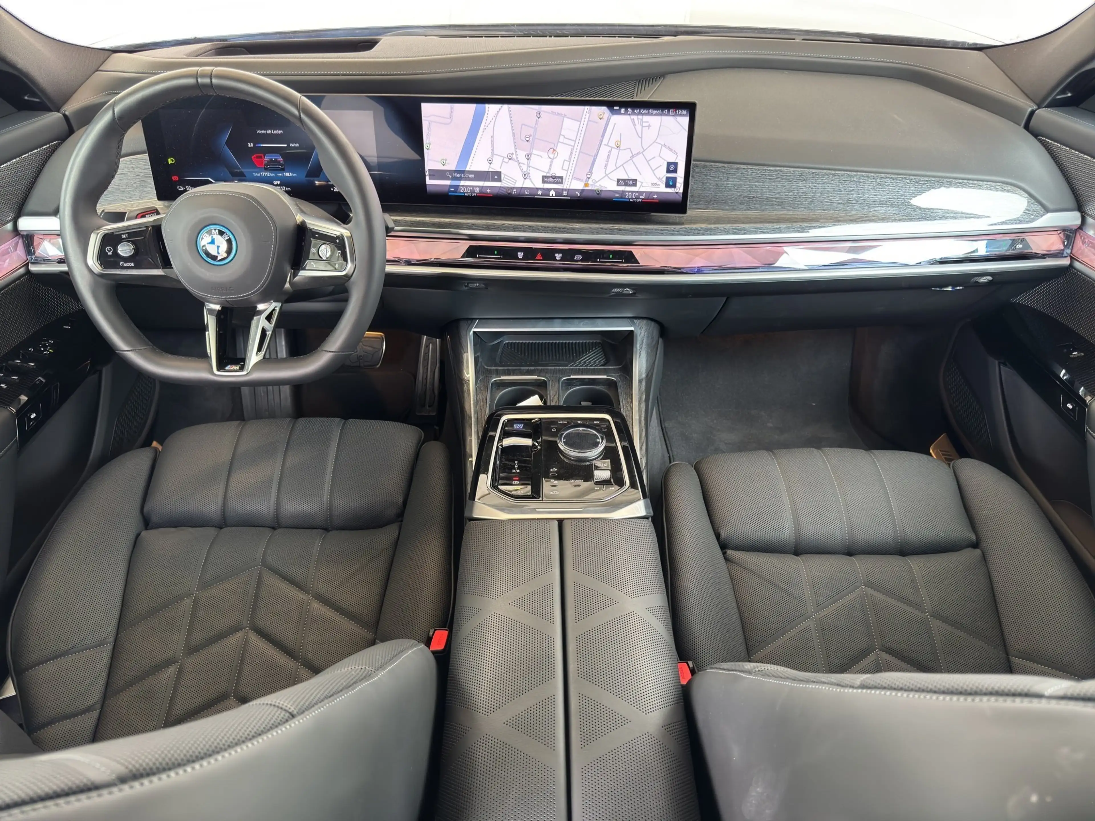 BMW i7 xDrive60 Limousine M Sportpaket — photo 8