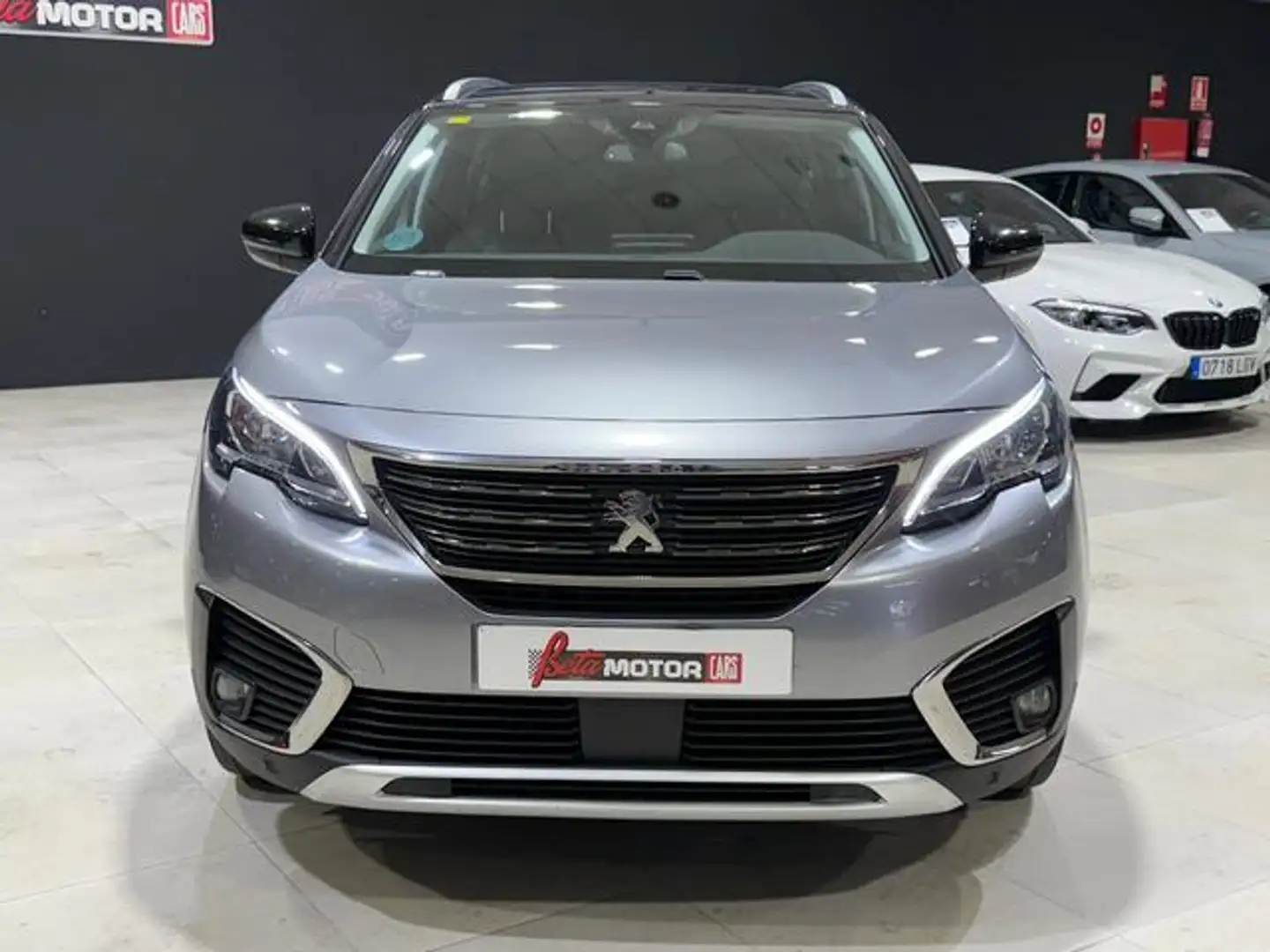 Peugeot 5008 1.6 BlueHDi Active 120 Grijs - 2