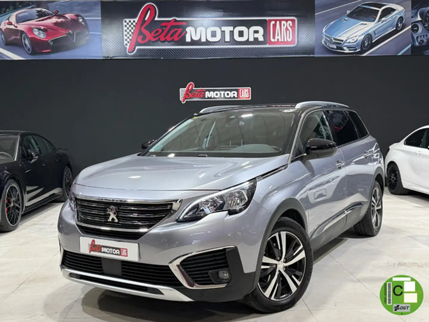 Peugeot 5008 1.6 BlueHDi Active 120 Grijs - 1