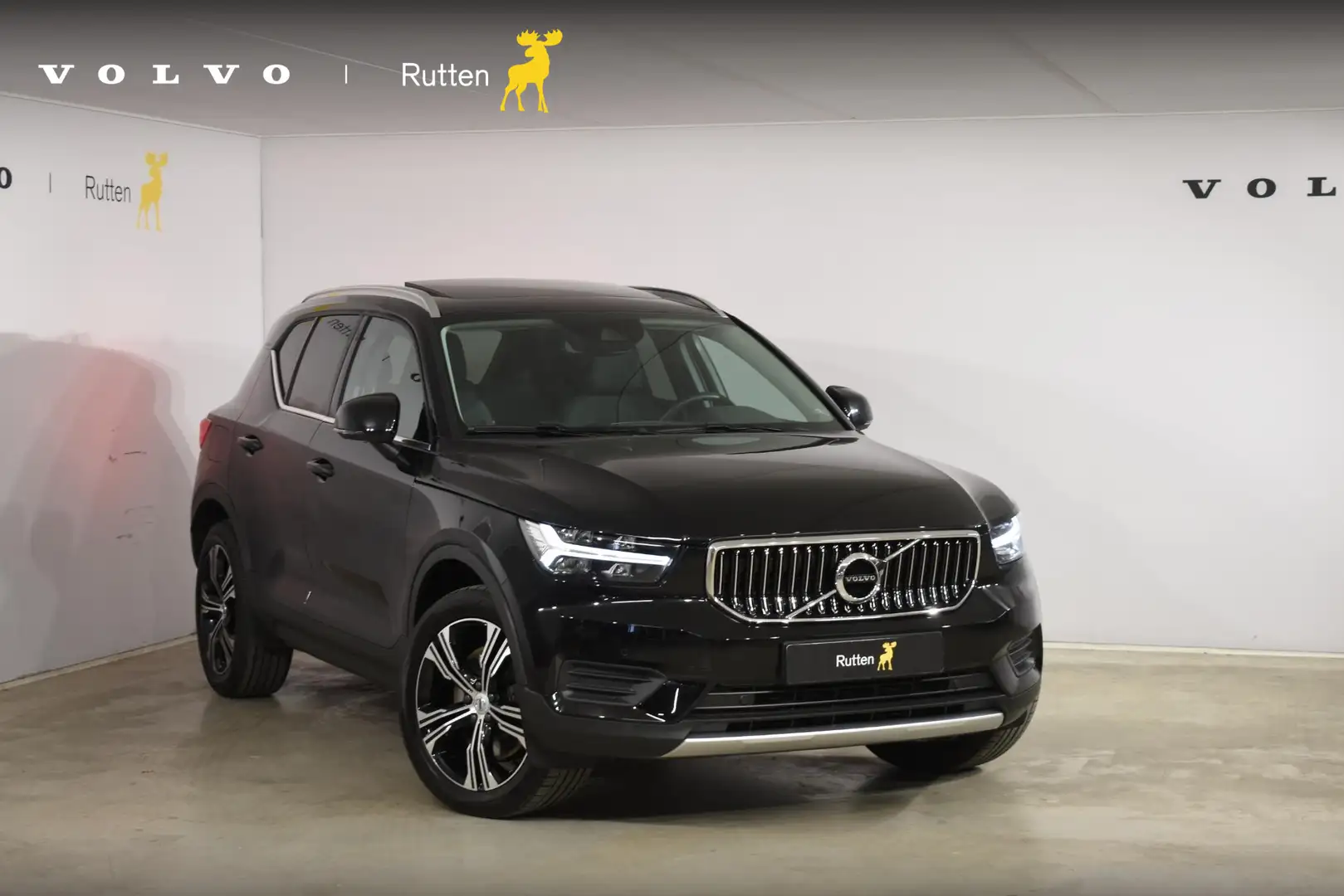 Volvo XC40 T4 211PK Automaat Recharge Inscription Expression Zwart - 1