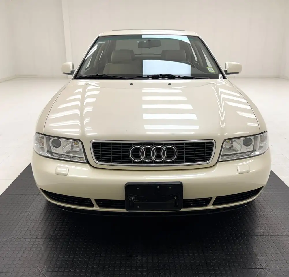 Audi A4 Sedan, foto 8