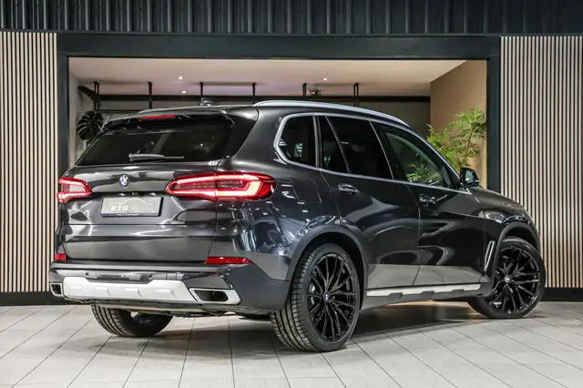 BMW X5 X5 view 5