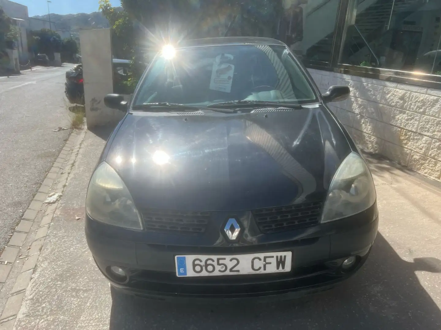 Renault Clio 1.4 16v Confort Expression Negro - 1