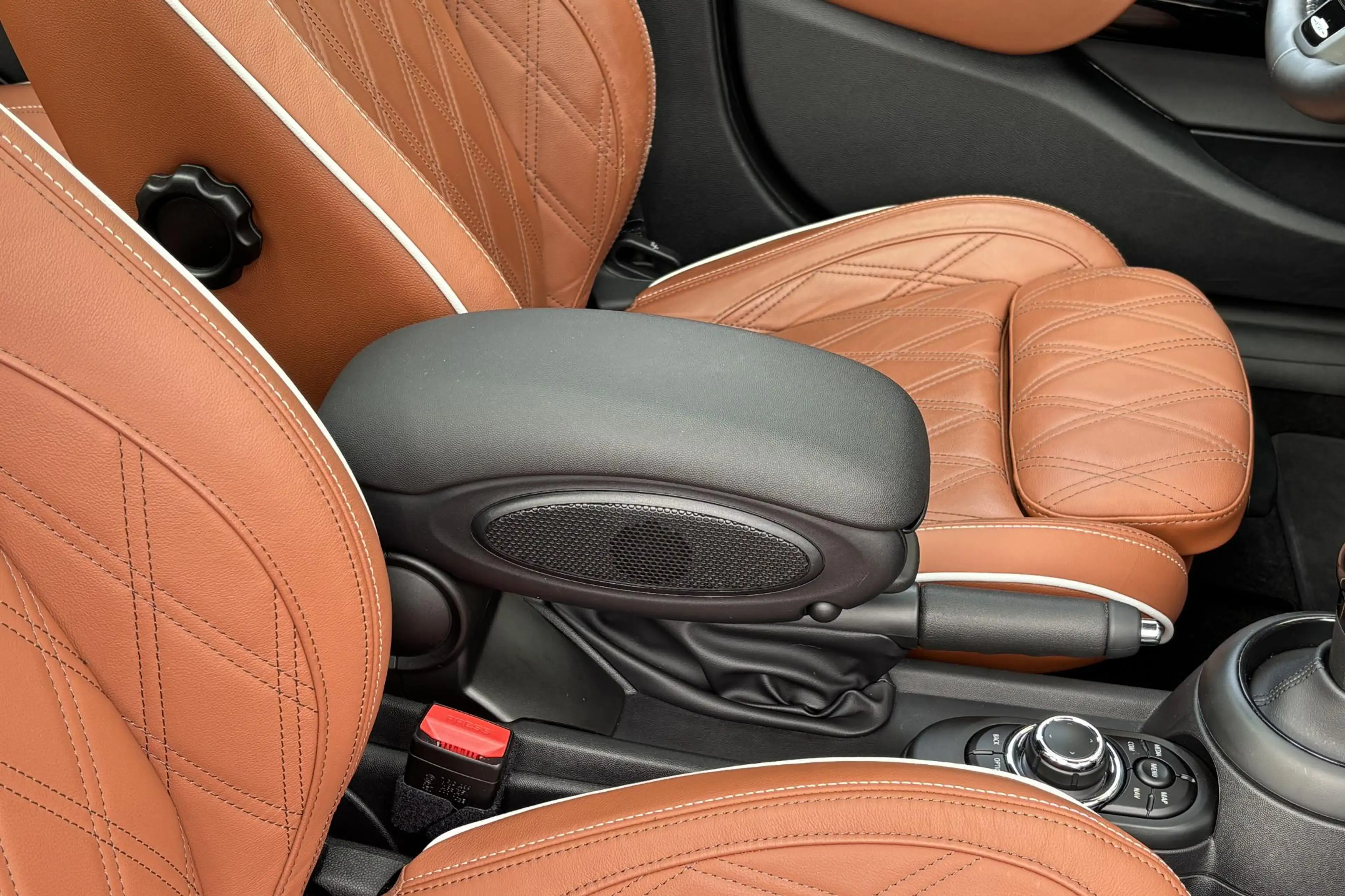 MINI Cooper S 5-Deurs 2.0 John Cooper Works / Nederlandse Auto / — photo 10