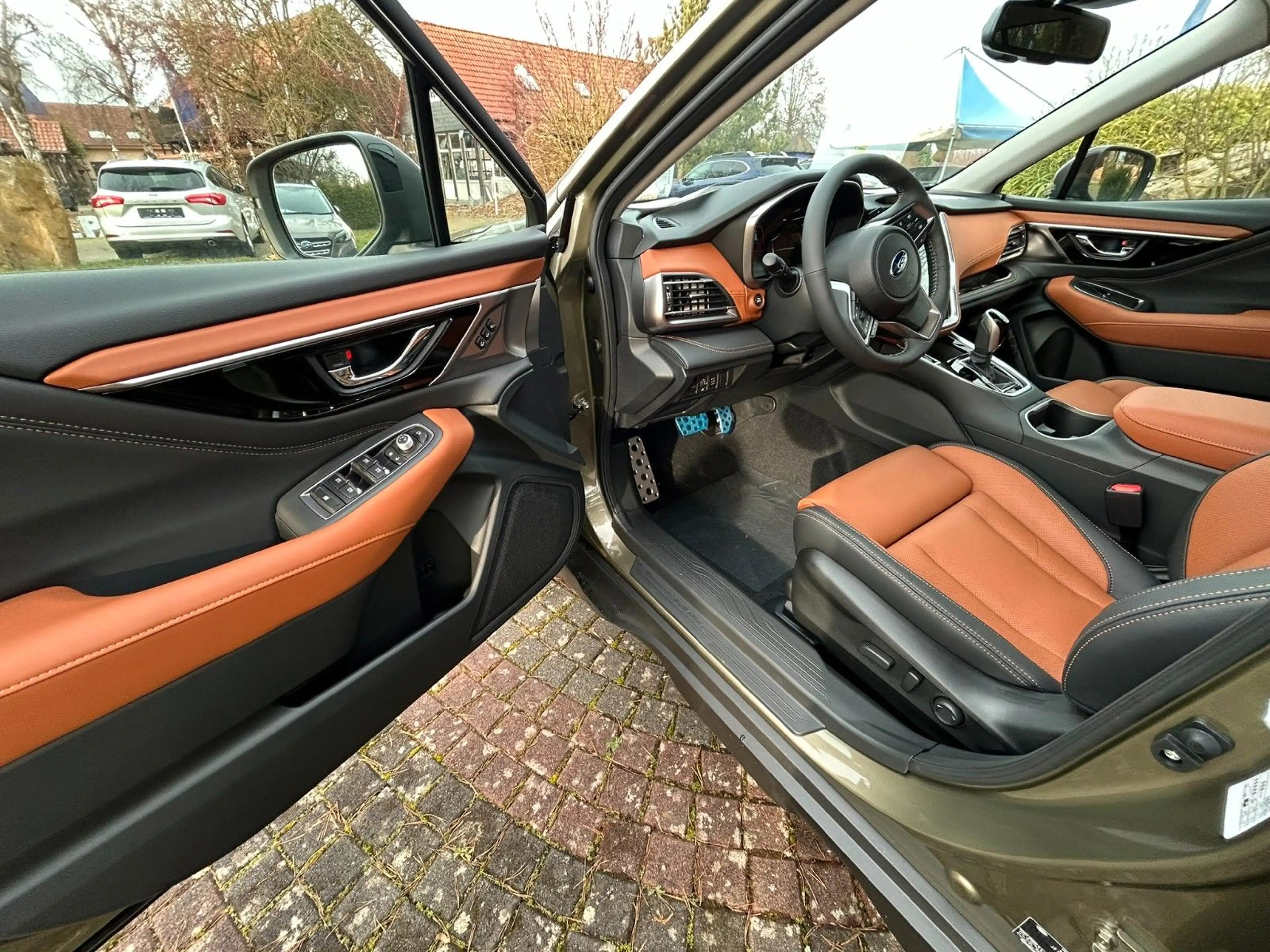 Subaru OUTBACK 2.5i Platinum Lineartronic Modell 2025 — photo 10