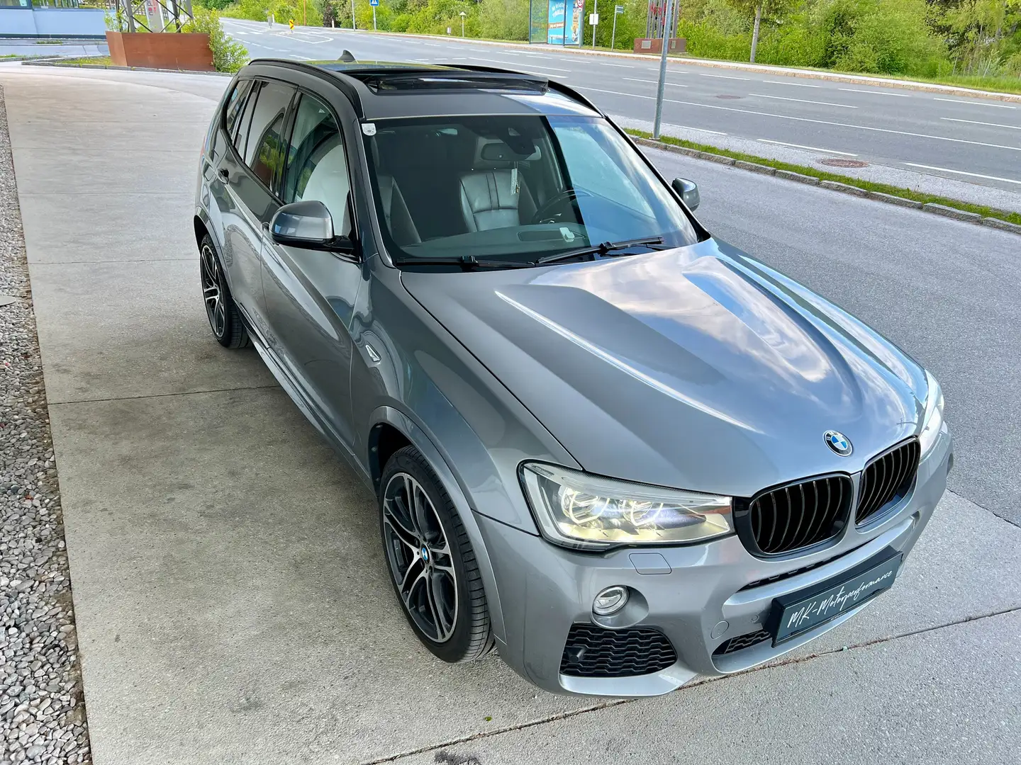BMW X3 *Sport-Paket M / M-Technic*Pano*AHK*Standh*LED* Gris - 1