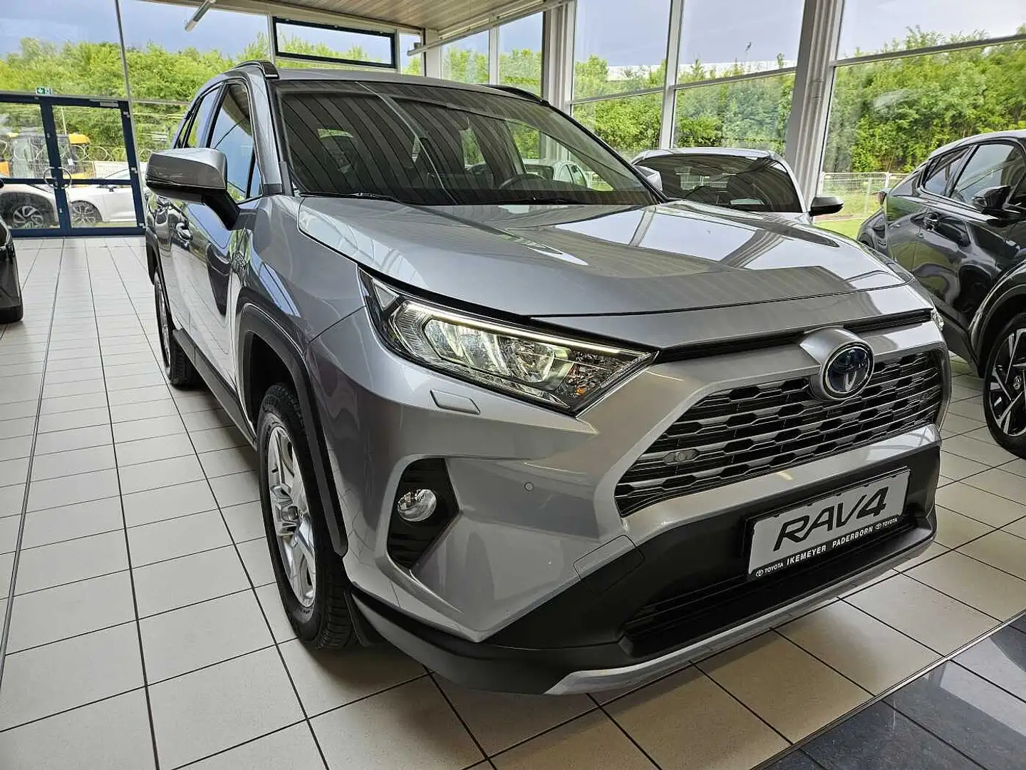 Toyota RAV 4 RAV4 2.5 Hybrid Team DK Leder Einparkhilfe vorne & Plateado - 2
