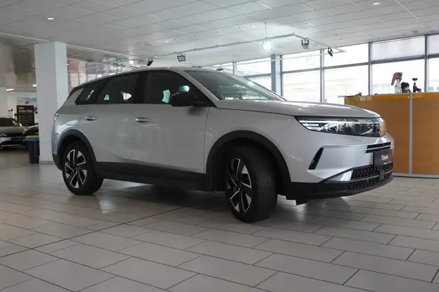 Opel Grandland view 6