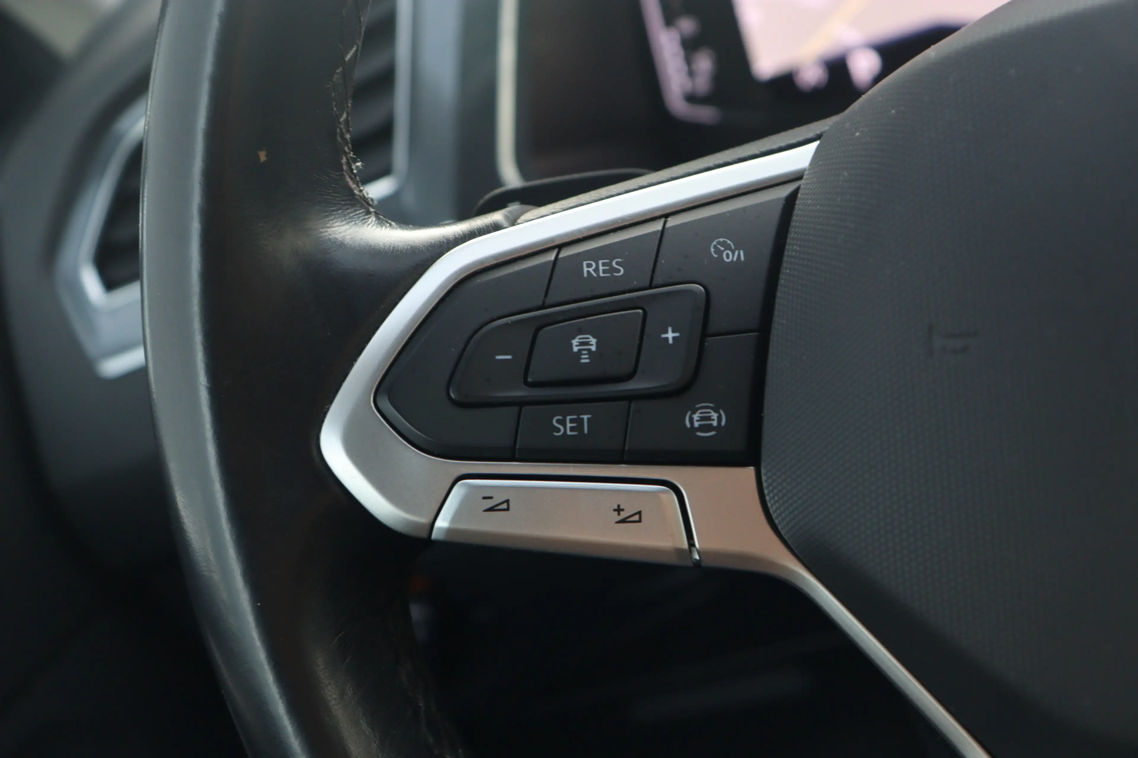 Volkswagen Tiguan Allspace 1.5 TSI Life 7p. | Trekhaak | Camera | ACC | — photo 19