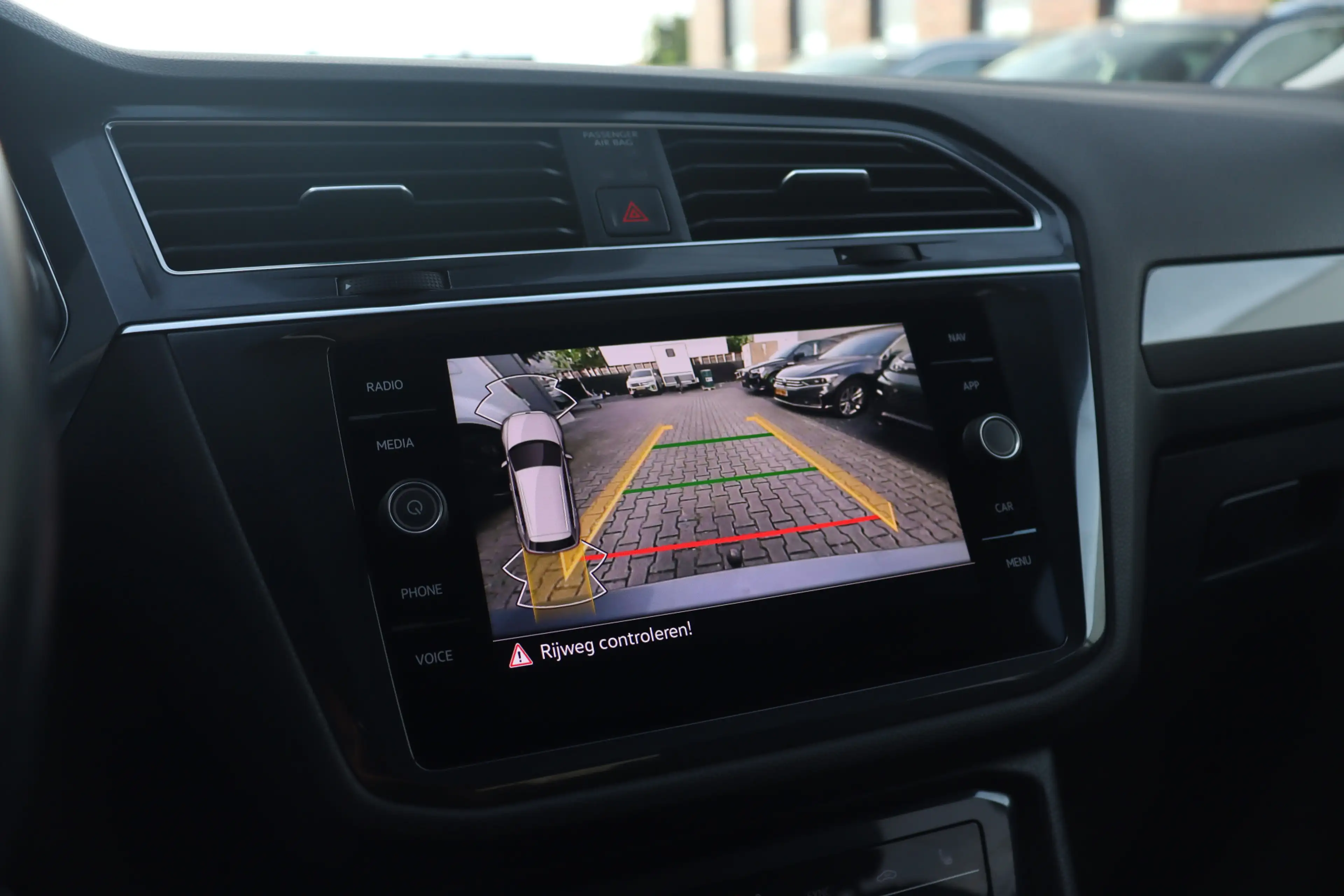 Volkswagen Tiguan Allspace 1.5 TSI Life 7p. | Trekhaak | Camera | ACC | — photo 23