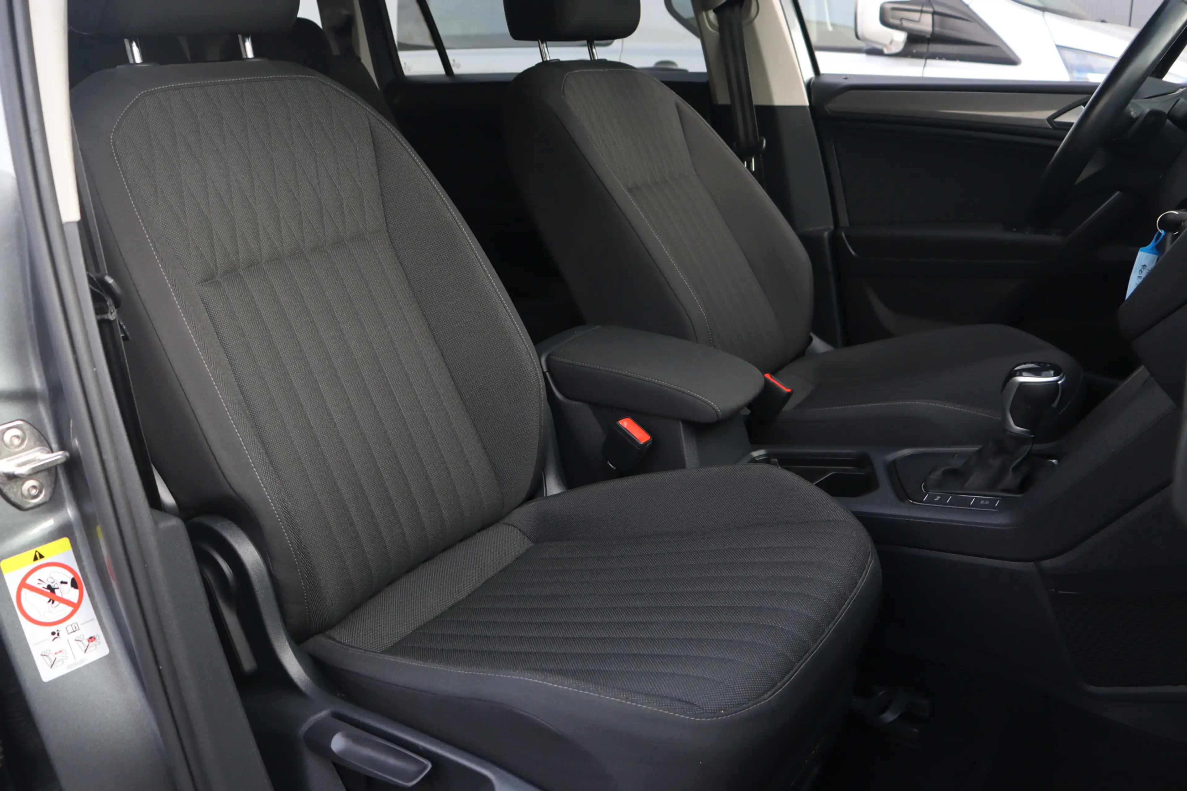 Volkswagen Tiguan Allspace 1.5 TSI Life 7p. | Trekhaak | Camera | ACC | — photo 12