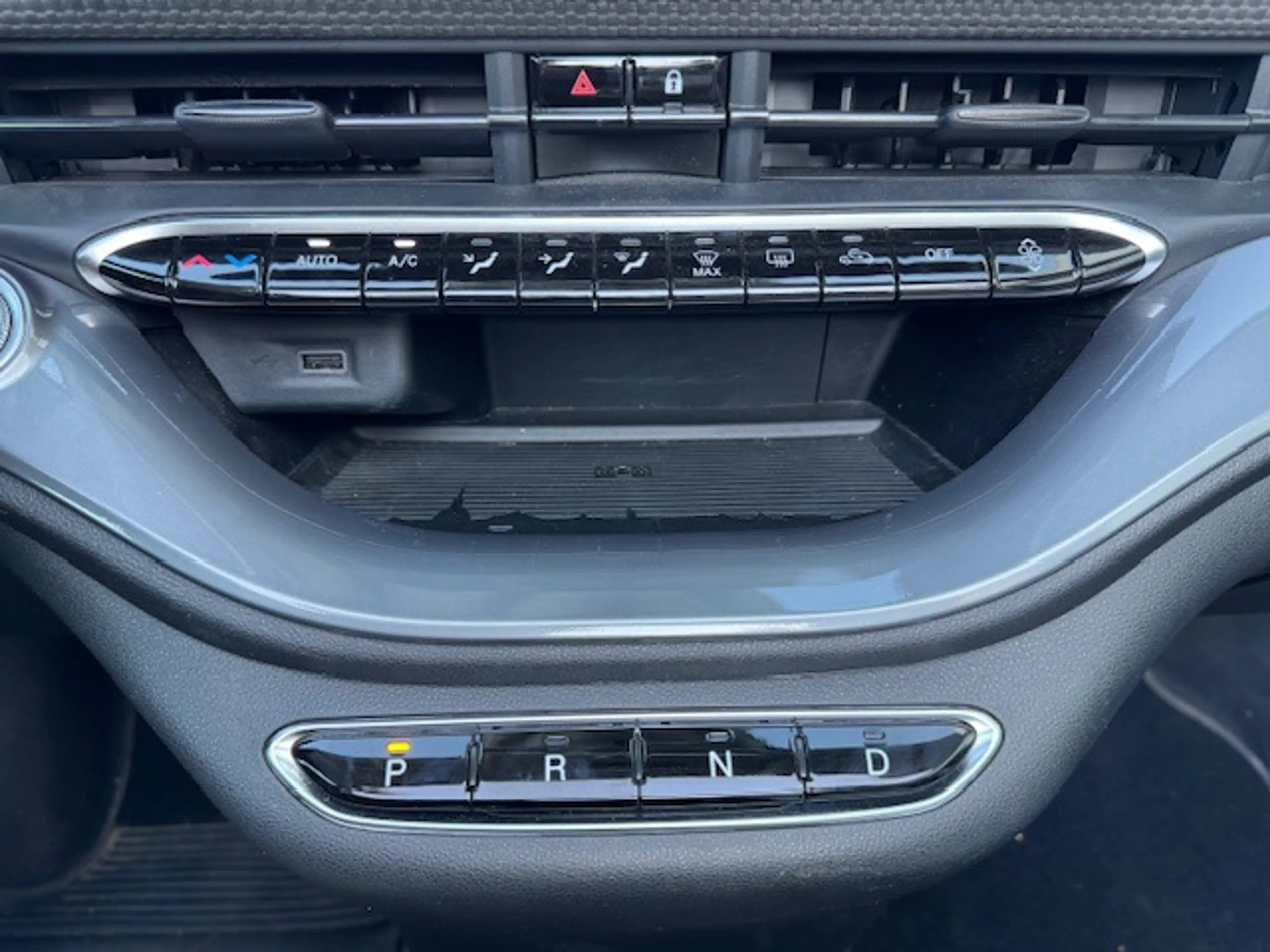 Fiat 500C E La Prima 42 kWh Cabrio by Bocelli *leder *JBL — photo 34