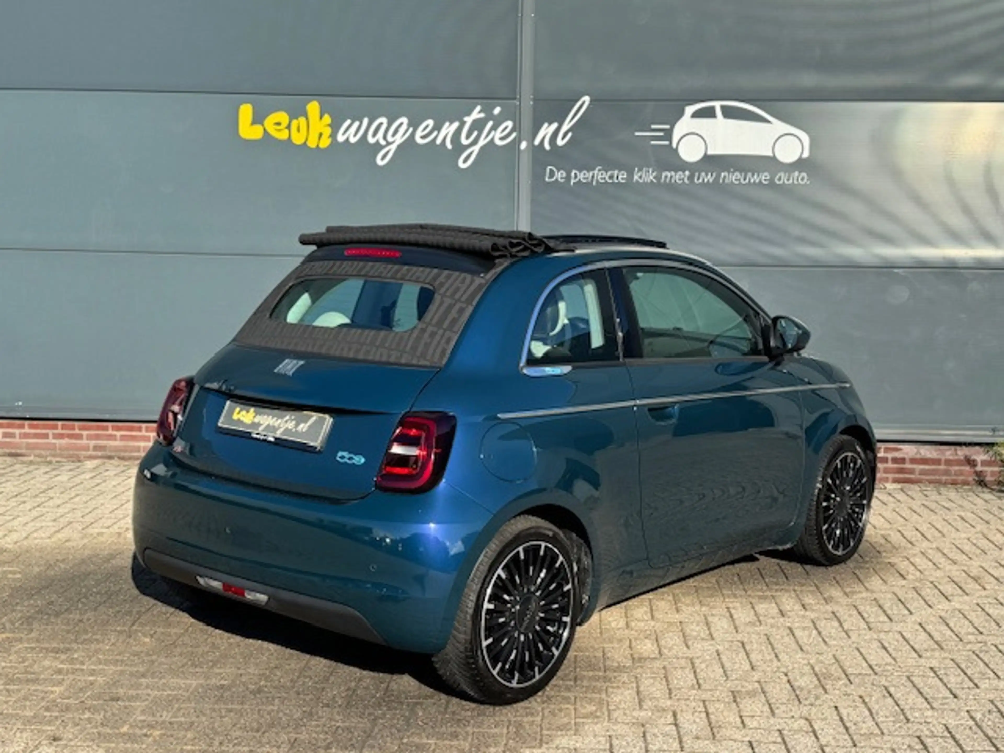 Fiat 500C E La Prima 42 kWh Cabrio by Bocelli *leder *JBL — photo 4
