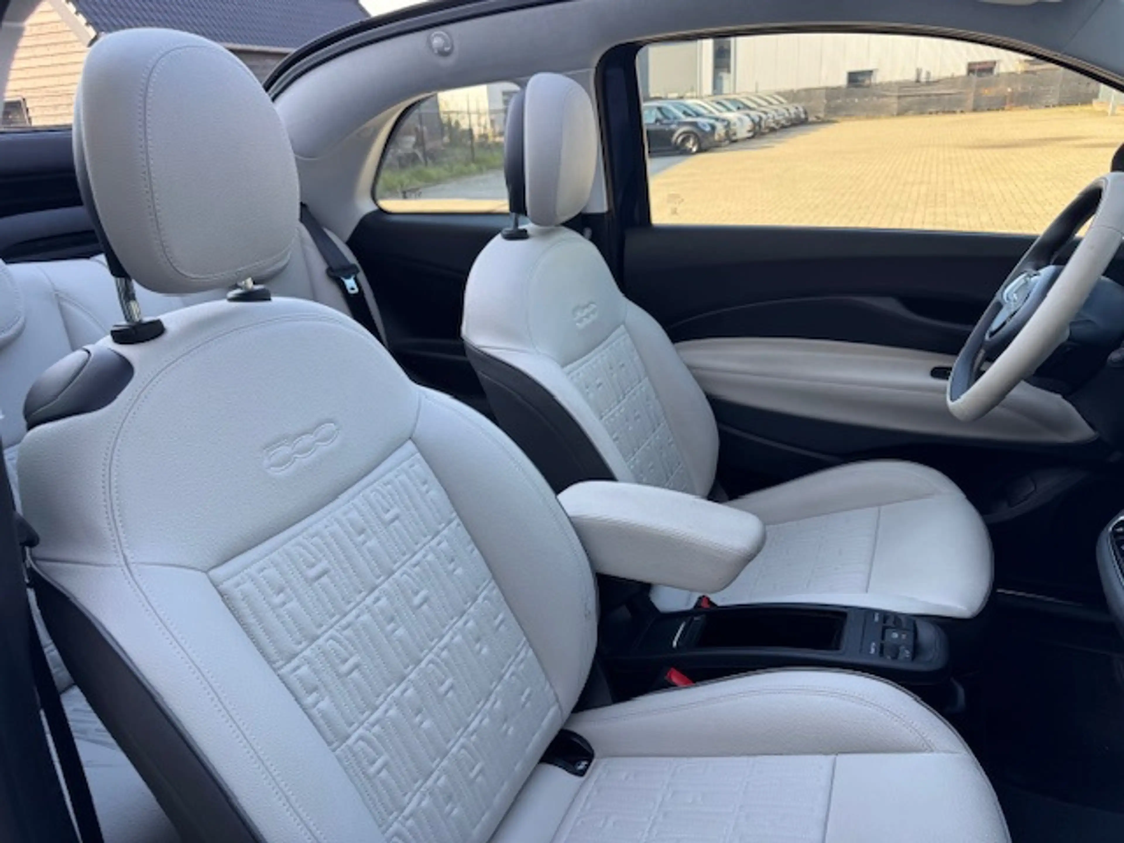 Fiat 500C E La Prima 42 kWh Cabrio by Bocelli *leder *JBL — photo 20