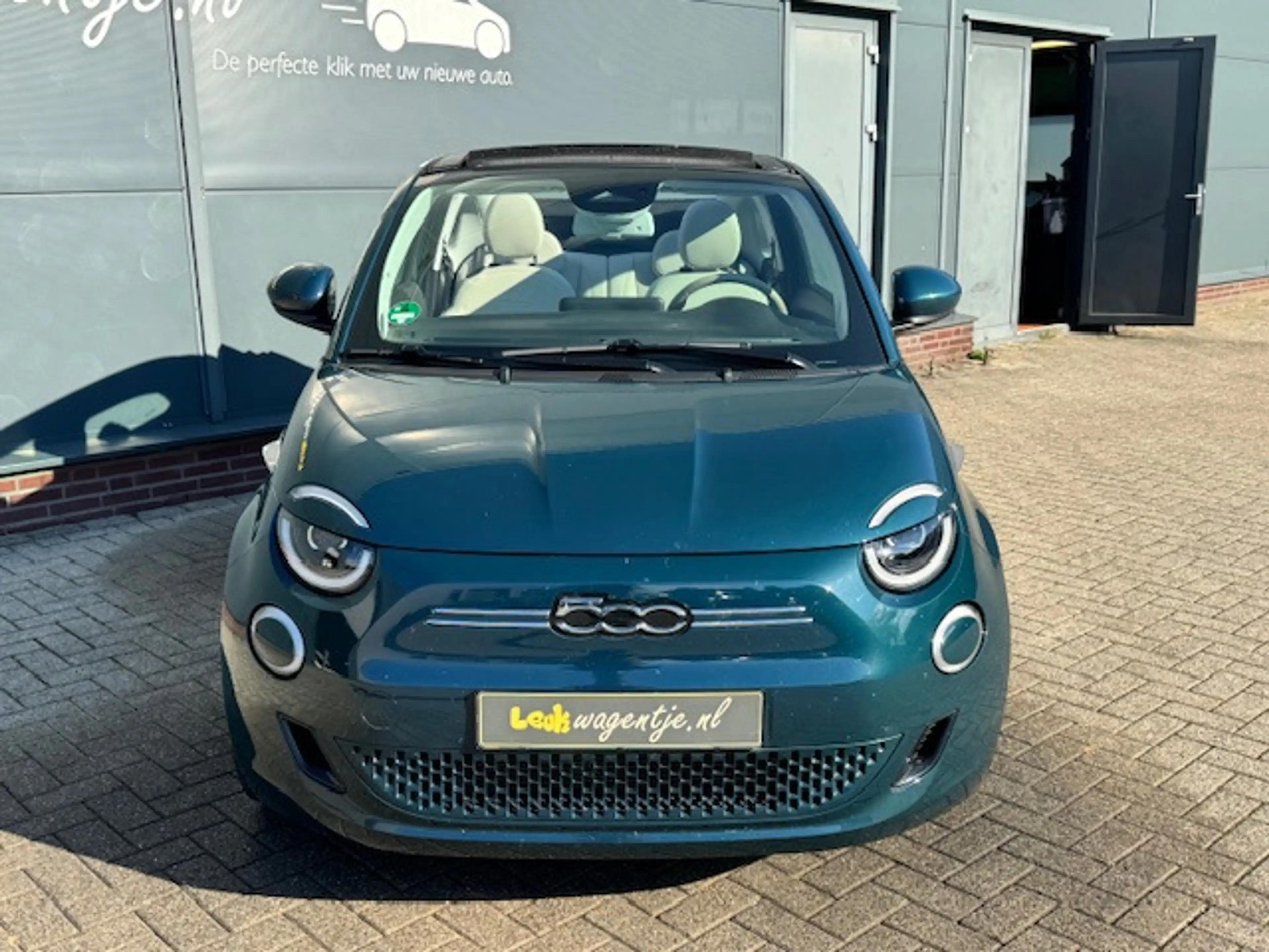 Fiat 500C E La Prima 42 kWh Cabrio by Bocelli *leder *JBL — photo 6