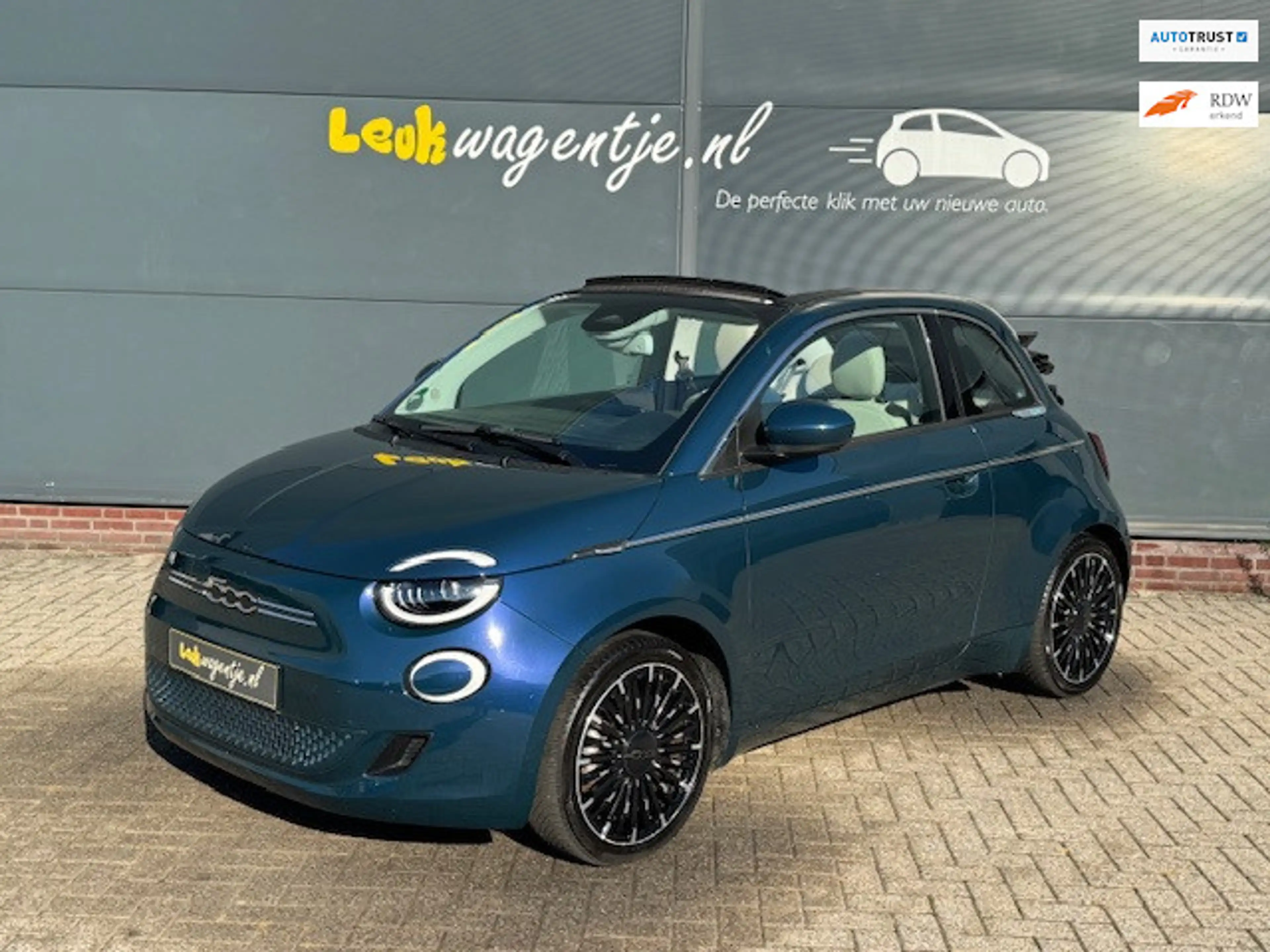Fiat 500C E La Prima 42 kWh Cabrio by Bocelli *leder *JBL