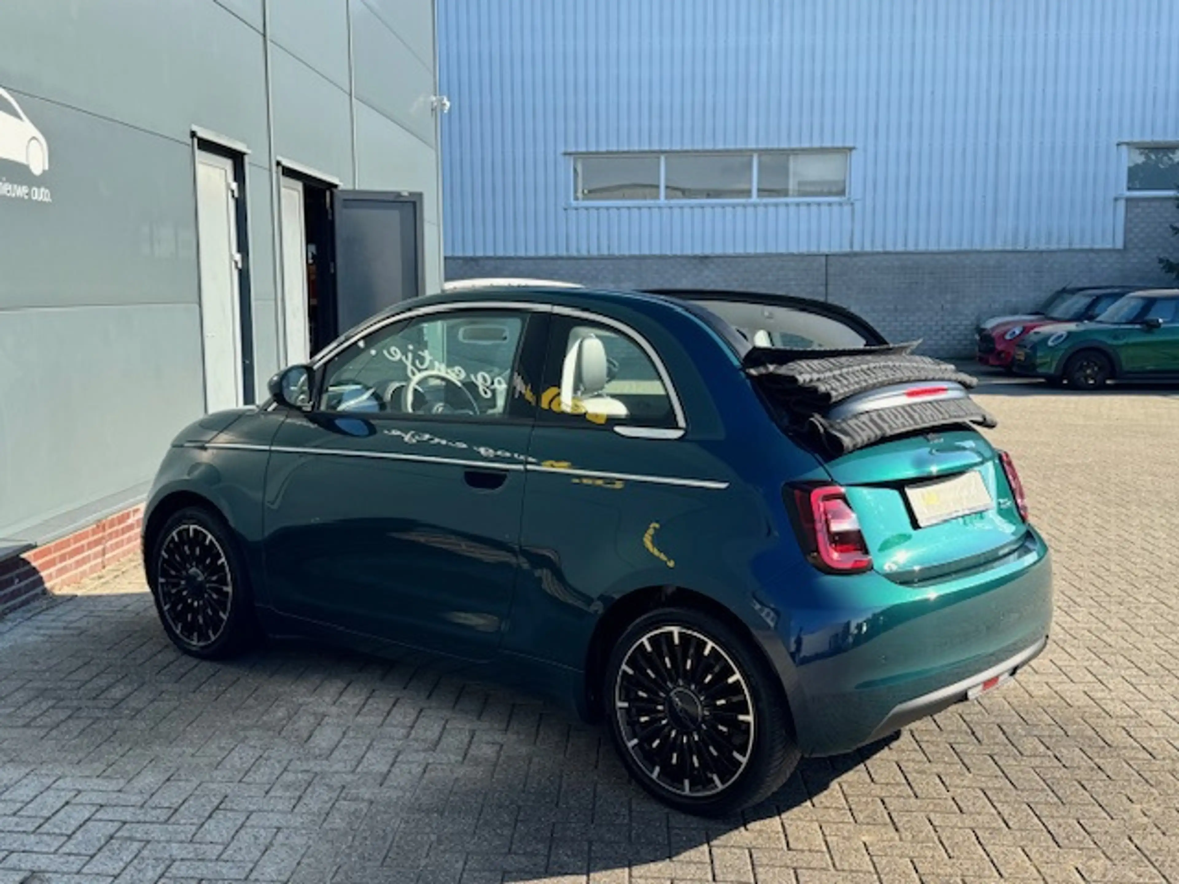 Fiat 500C E La Prima 42 kWh Cabrio by Bocelli *leder *JBL — photo 42