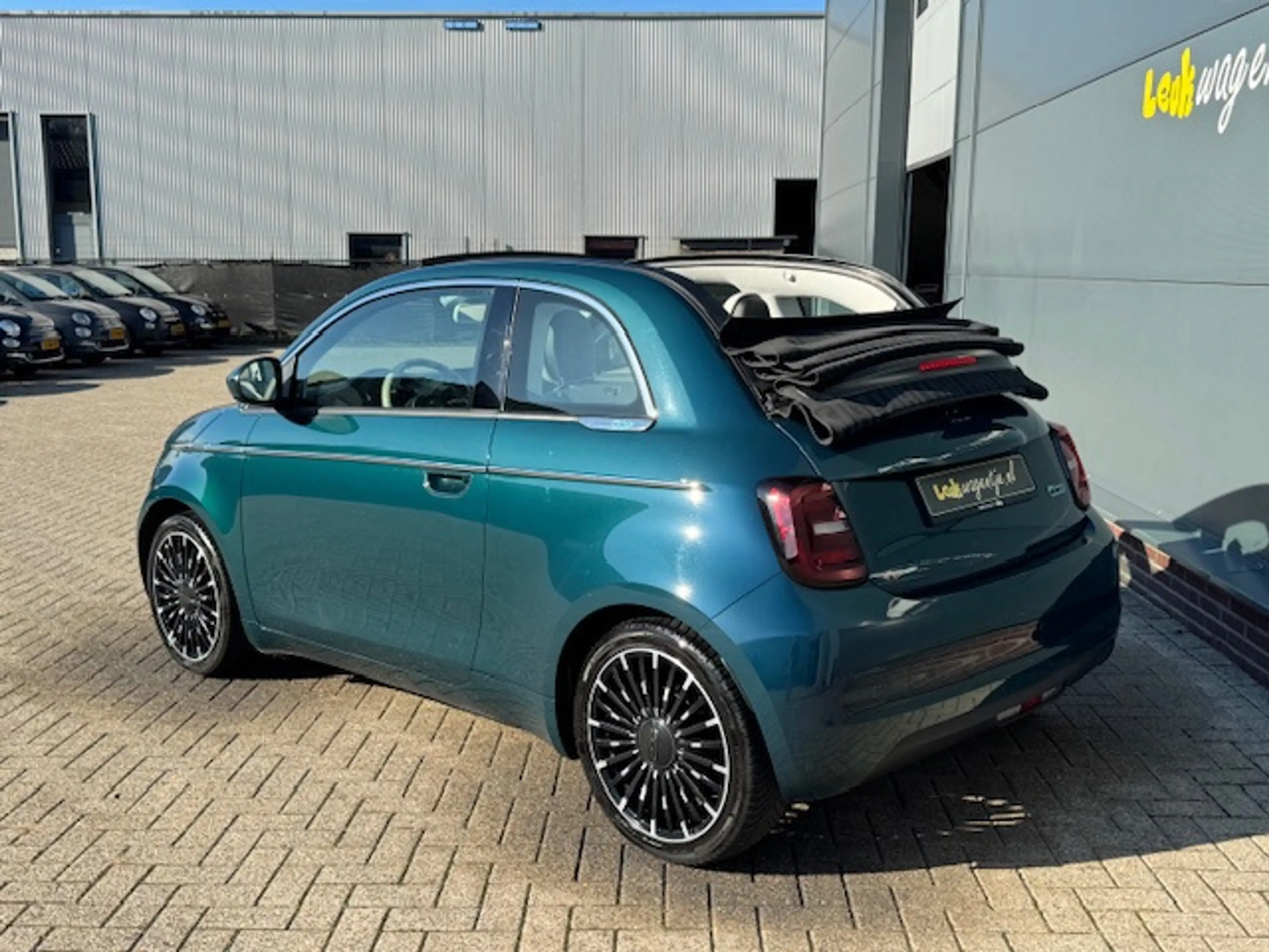Fiat 500C E La Prima 42 kWh Cabrio by Bocelli *leder *JBL — photo 10