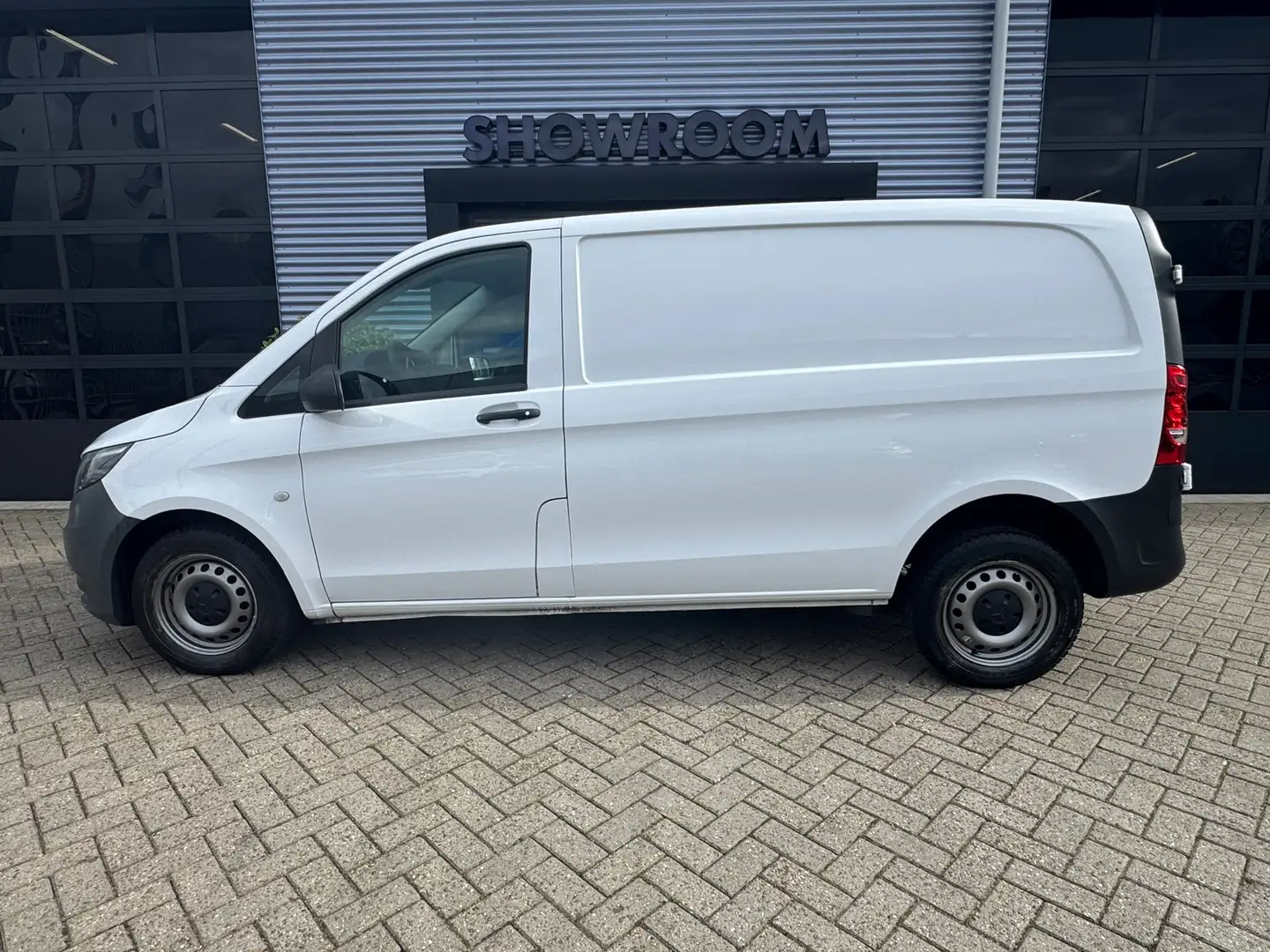 Mercedes-Benz Vito 111 CDI Functional Lang Airco|Bijrijdersbank| - 2