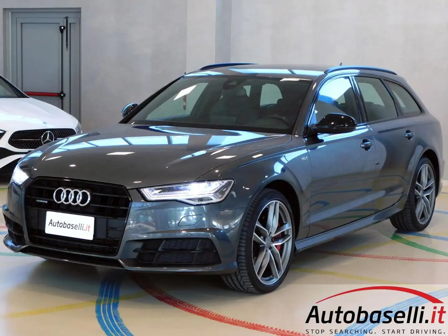 Audi A6 AVANT 3.0TDI COMPETITION QUATTRO TIPTRONIC 326CV Grijs - 1