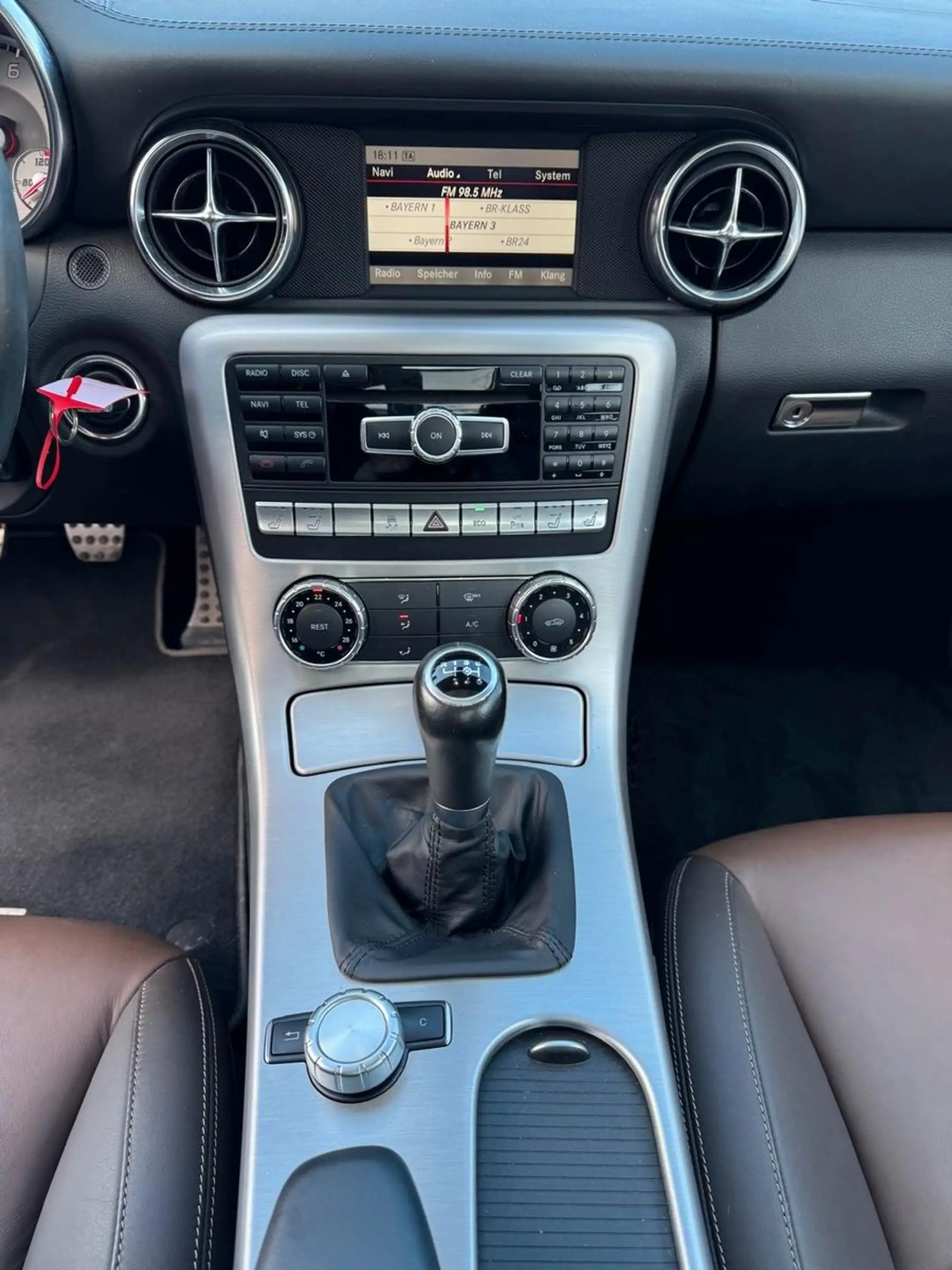 Mercedes-Benz SLK 200 Cabrio TÜV+Service NEU Scheckheft 2.Hand — photo 12