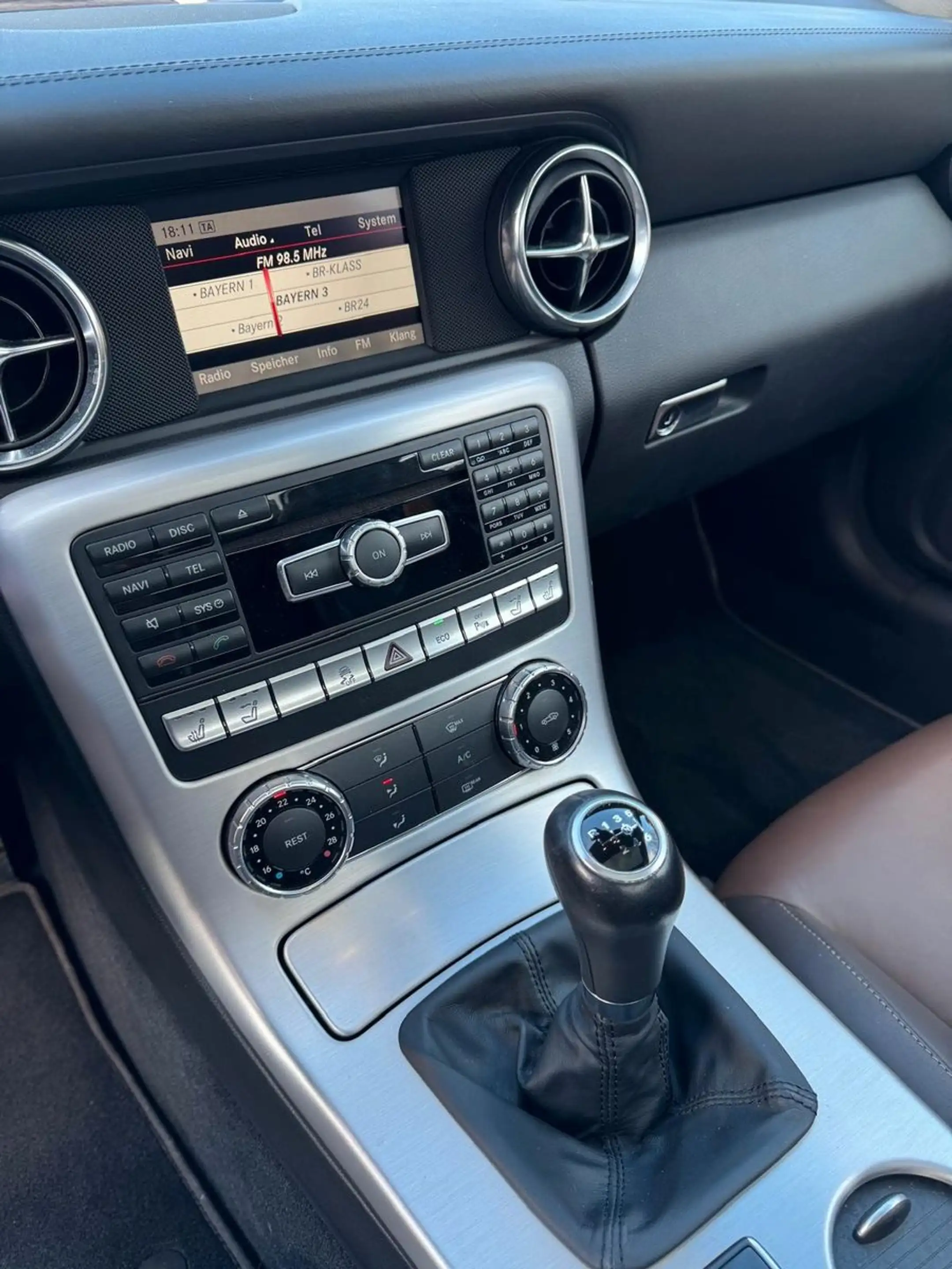 Mercedes-Benz SLK 200 Cabrio TÜV+Service NEU Scheckheft 2.Hand — photo 13