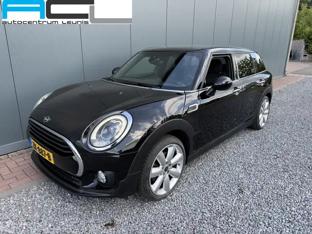 MINI Cooper Clubman 1.5 Business Edition 6-drs