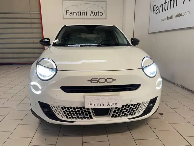 Fiat 600 view 7