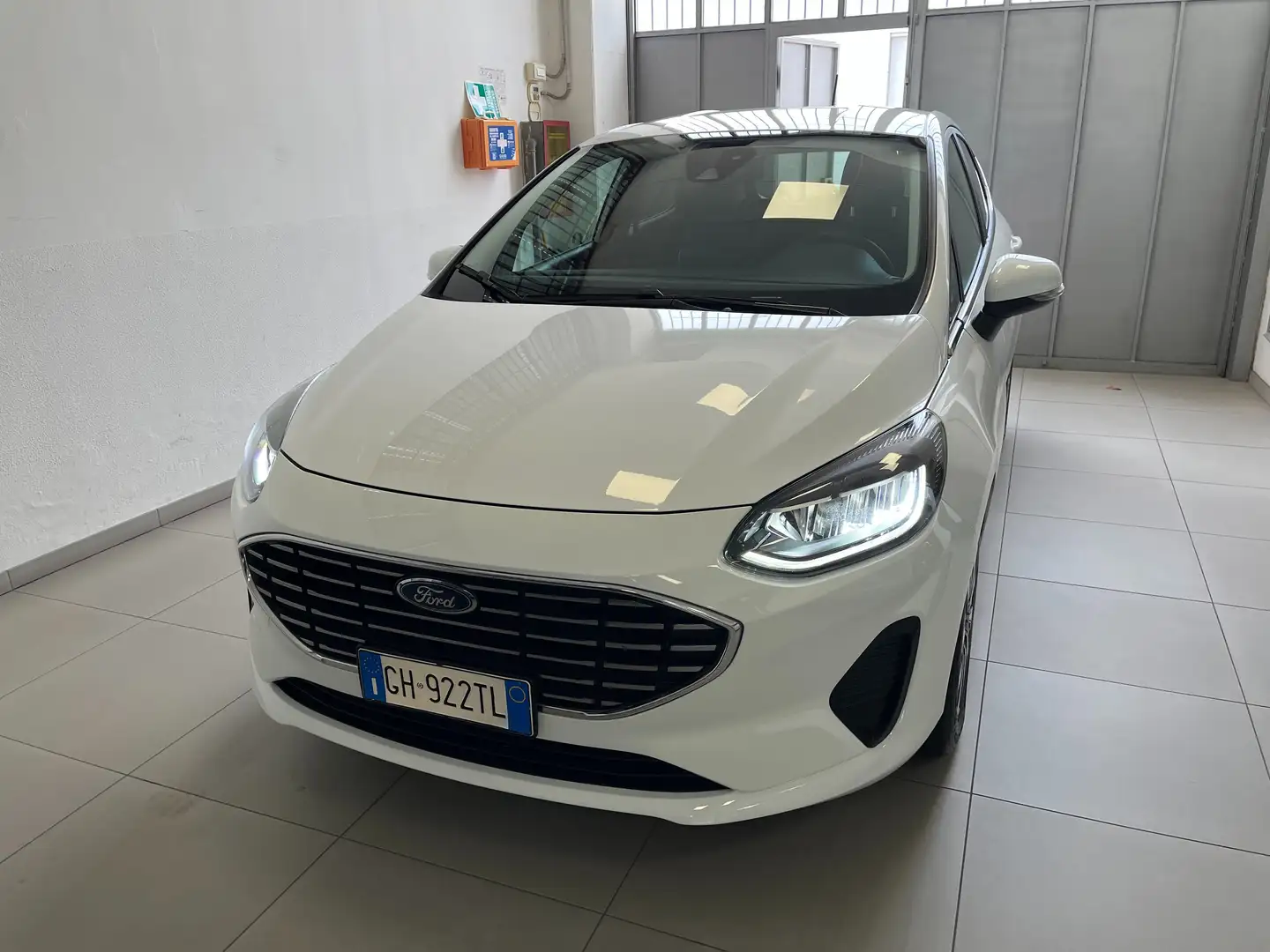 Ford Fiesta Fiesta 5p 1.0 ecoboost h Titanium 125cv Bianco - 2