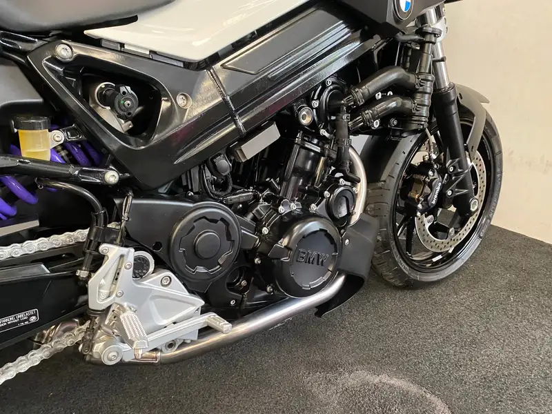 BMW F 800 R - foto 4