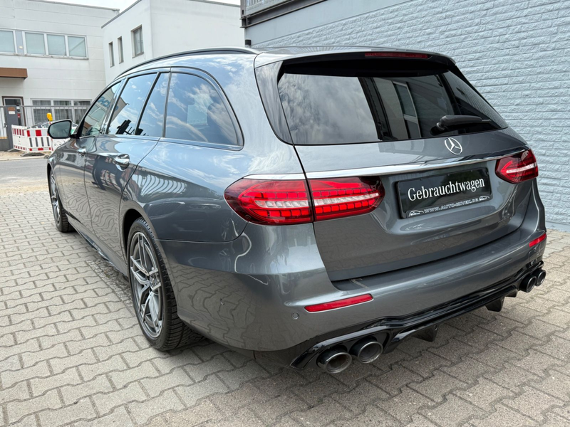 Mercedes-Benz E 53 AMG 4Matic+ 1.Hand LED PANO NIGHT HEAD UP — photo 12