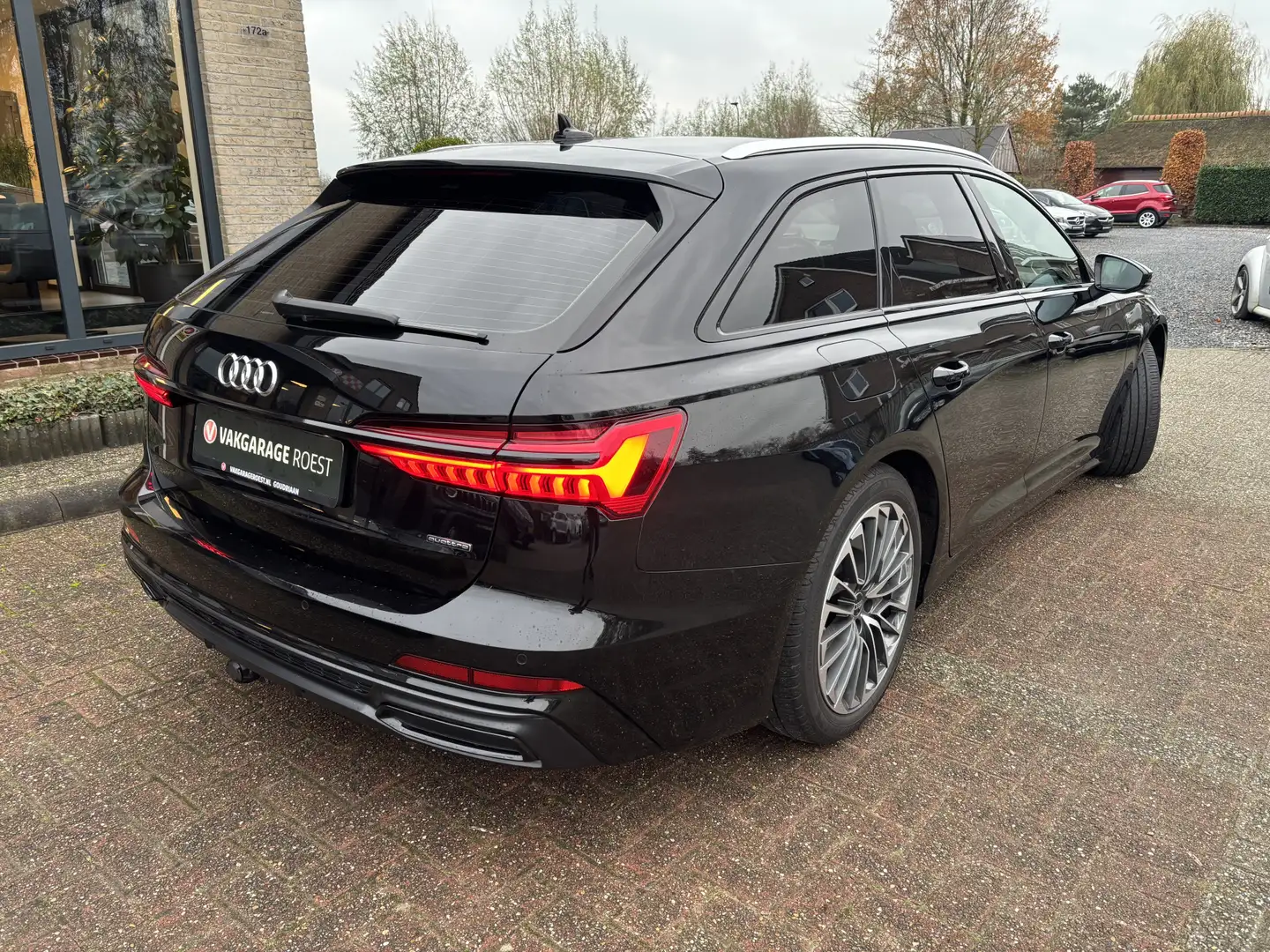 Audi A6 Avant 50 TFSI e Quattro S-Line PHEV / Trekhaak / A Noir - 2