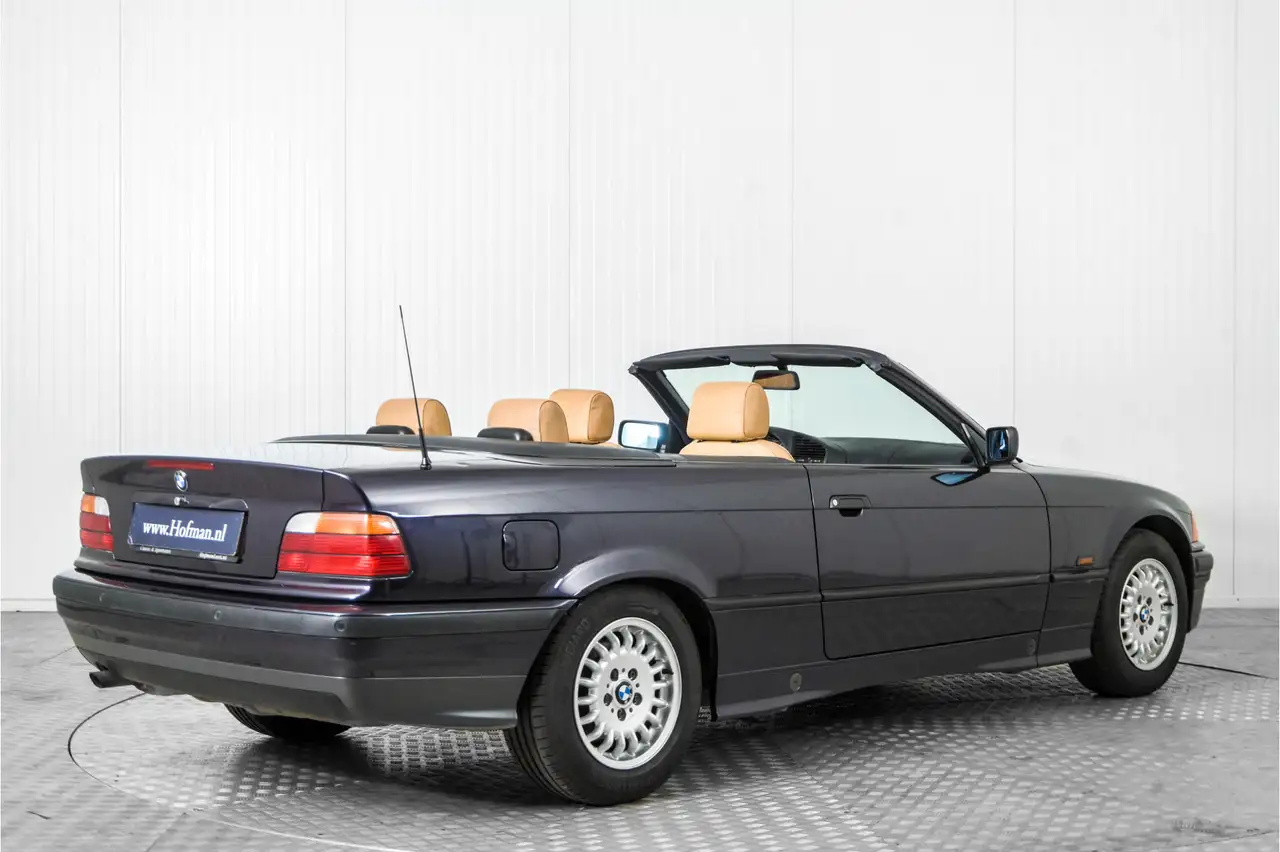 BMW 318 3-serie Cabrio 318i Executive, foto 2