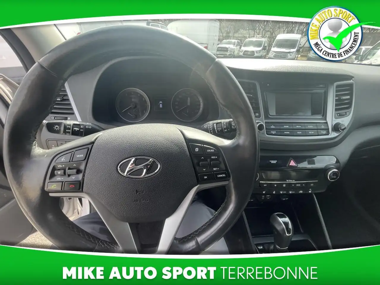 Hyundai TUCSON снимка Hyundai TUCSON