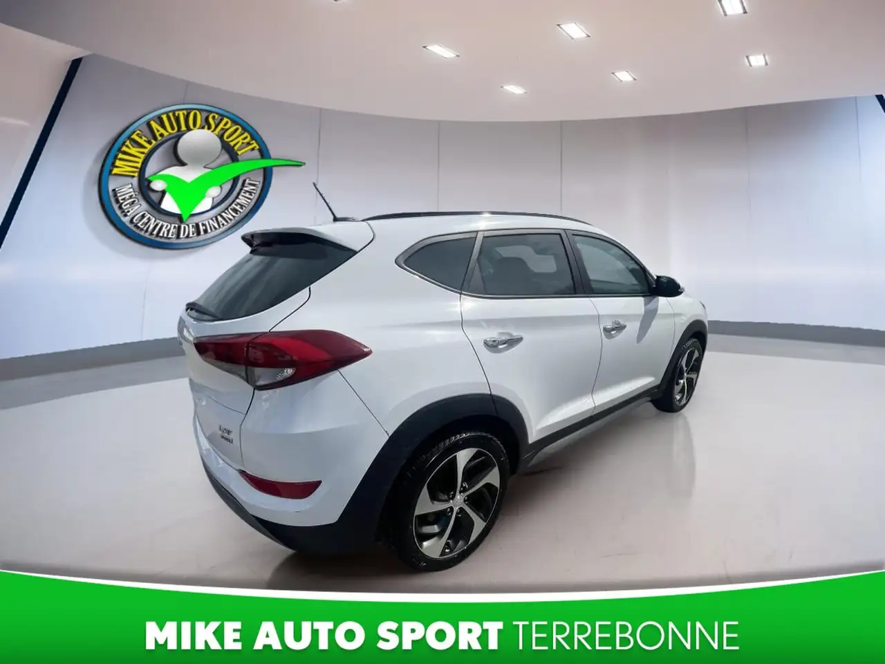 Hyundai TUCSON photo Hyundai TUCSON