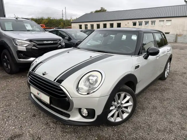 MINI Cooper Clubman 1.5 Auto 136CV