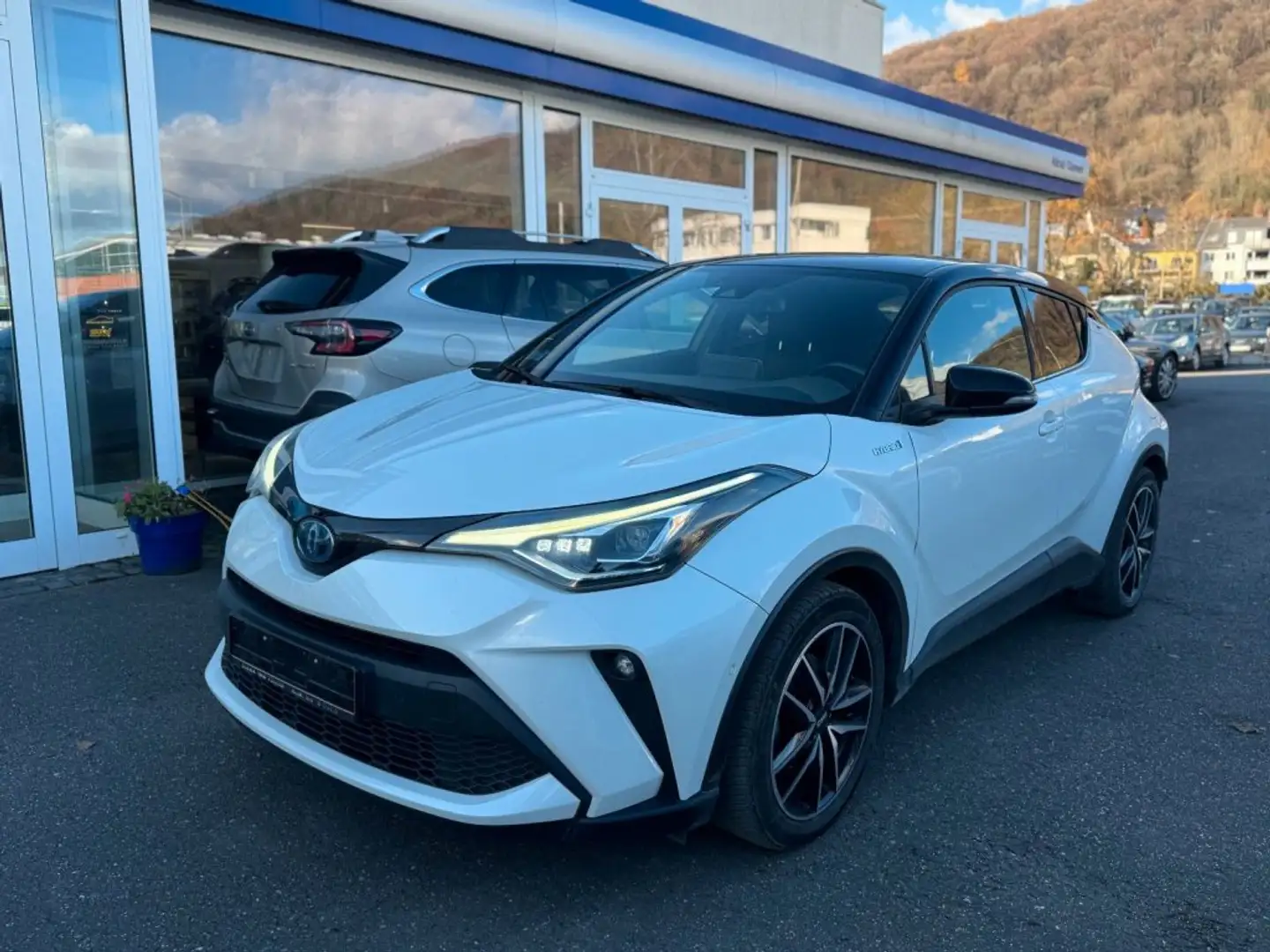 Toyota C-HR Hybrid 2.0 "C-HIC" TOP*GEPFLEGT! Blanc - 1