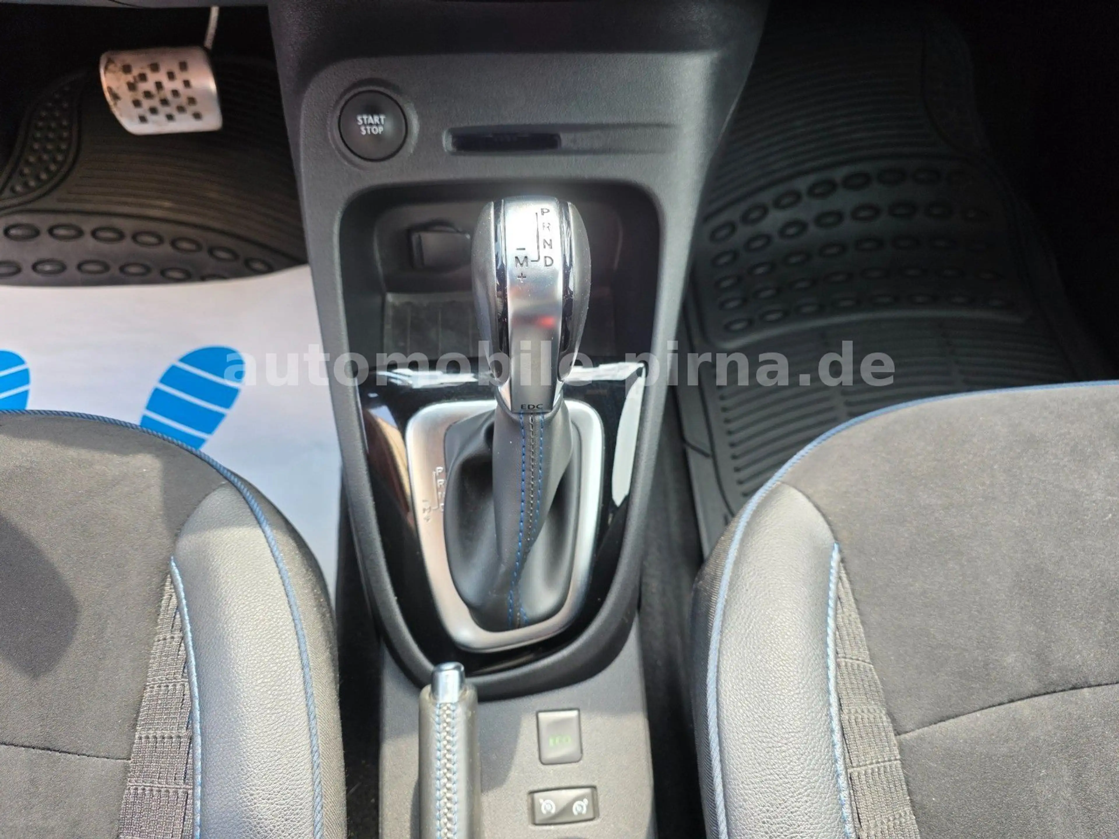Renault Captur Version S 1.3TCe 150 AUTOMATIK wenig KM! — photo 12