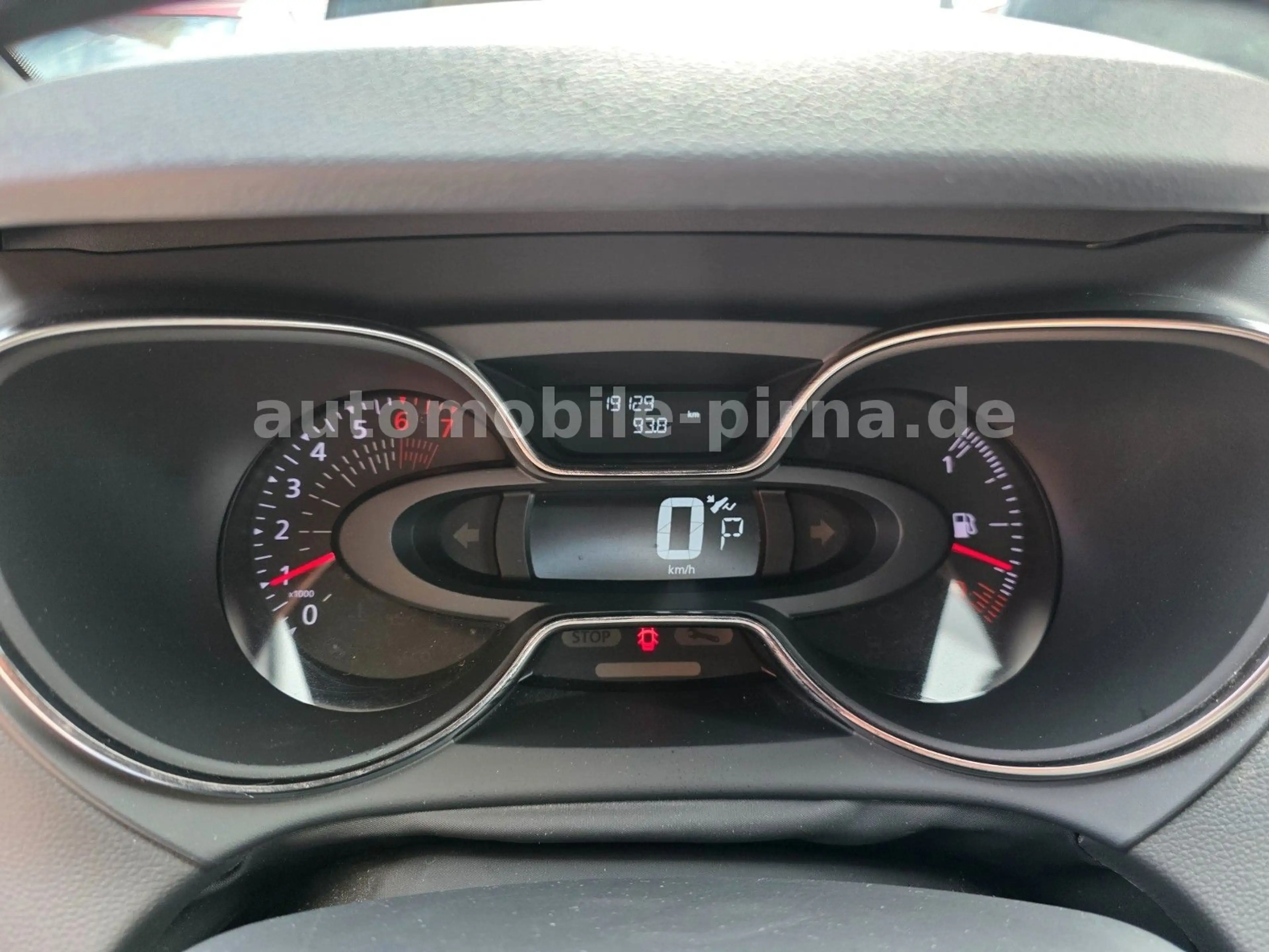 Renault Captur Version S 1.3TCe 150 AUTOMATIK wenig KM! — photo 15