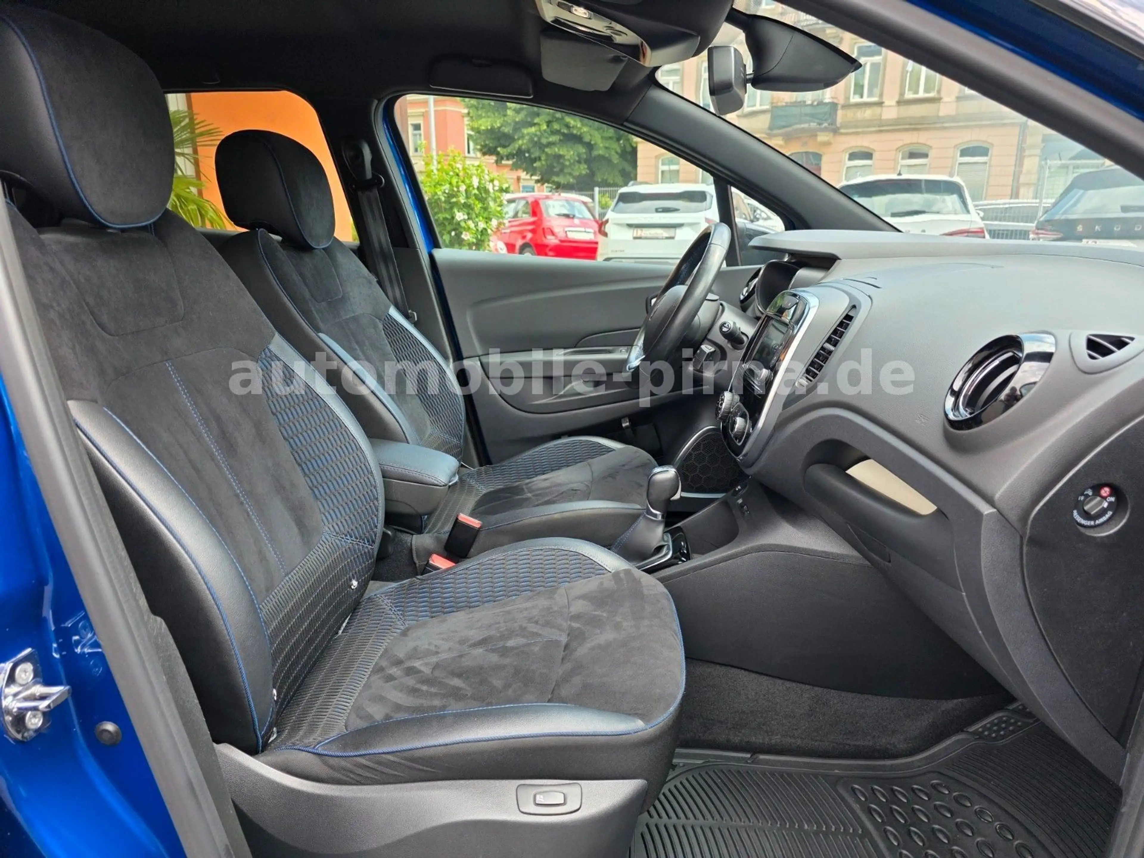 Renault Captur Version S 1.3TCe 150 AUTOMATIK wenig KM! — photo 19
