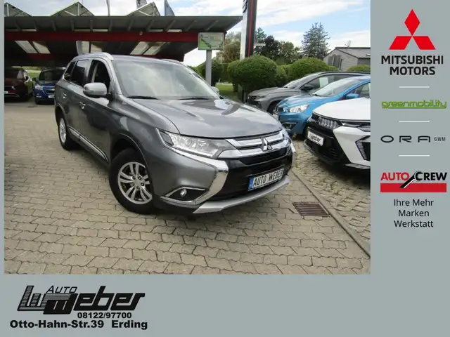 Mitsubishi Outlander 2.0 Diamant Edition 2WD KAMERA SHZ GRA AHK