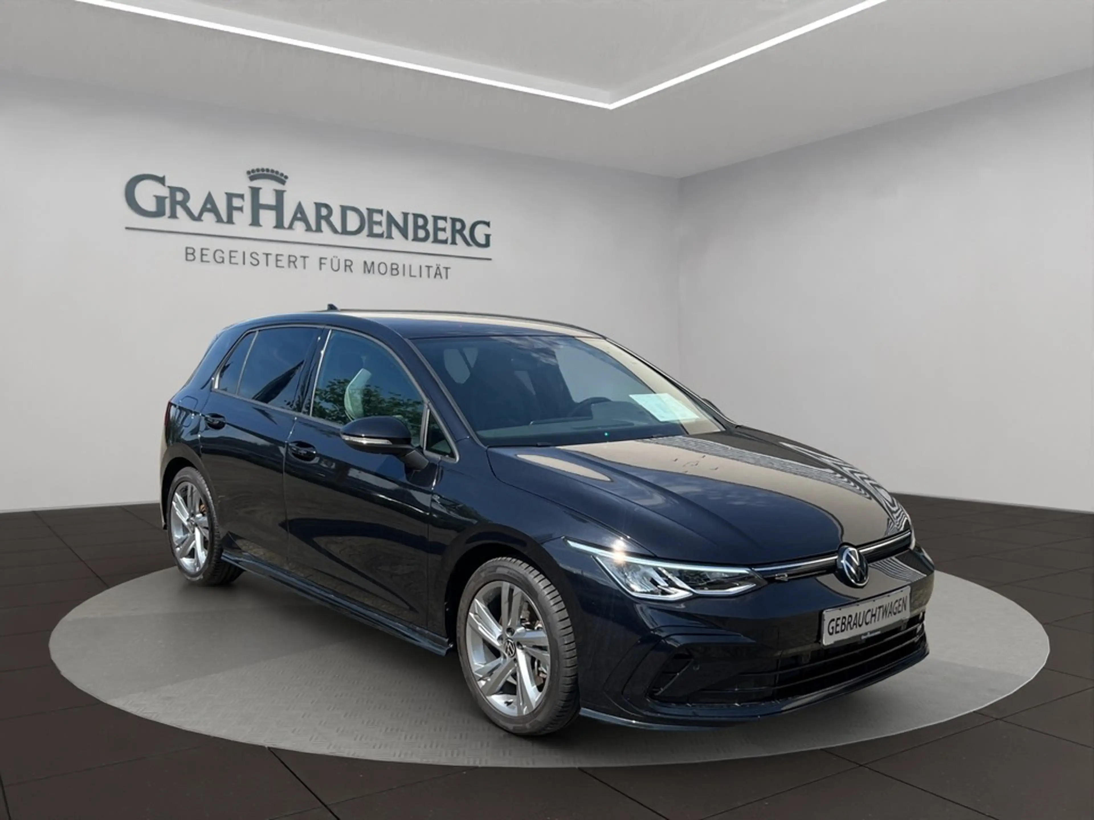 Volkswagen Golf R -Line 2.0 TSI DSG — photo 8