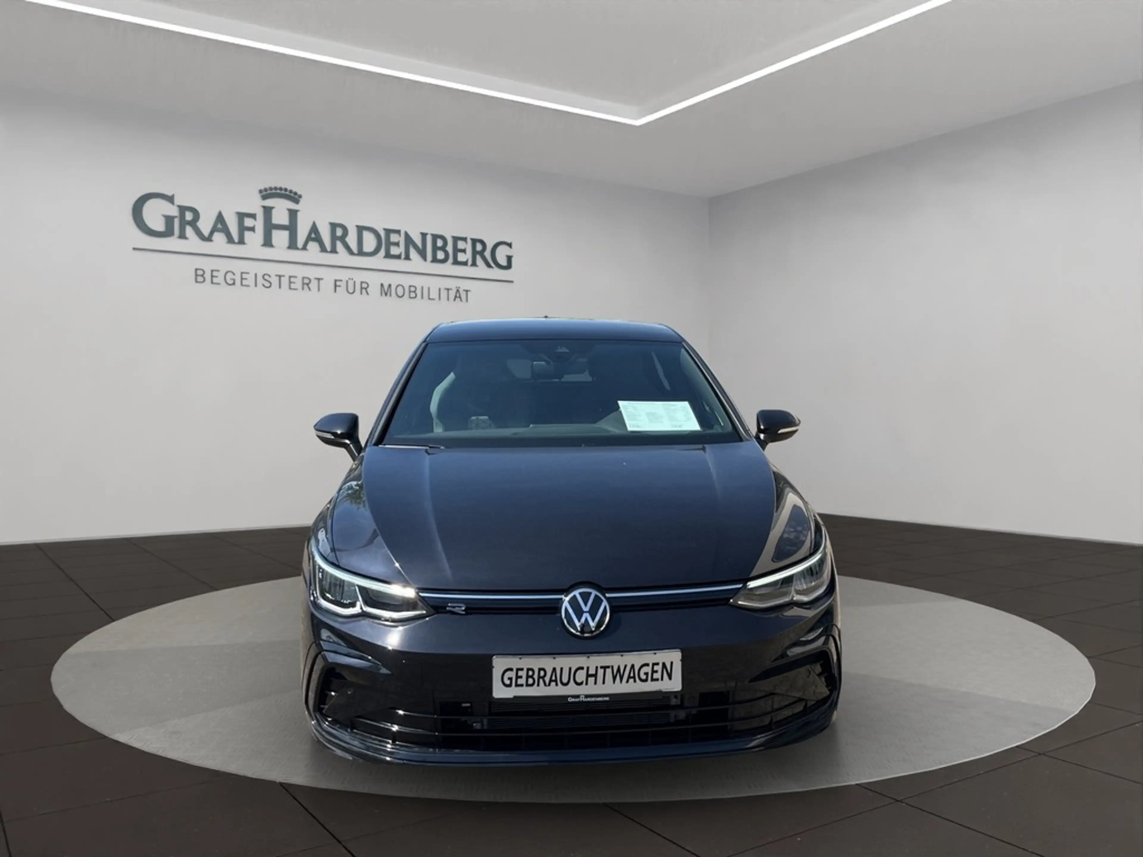 Volkswagen Golf R -Line 2.0 TSI DSG — photo 9