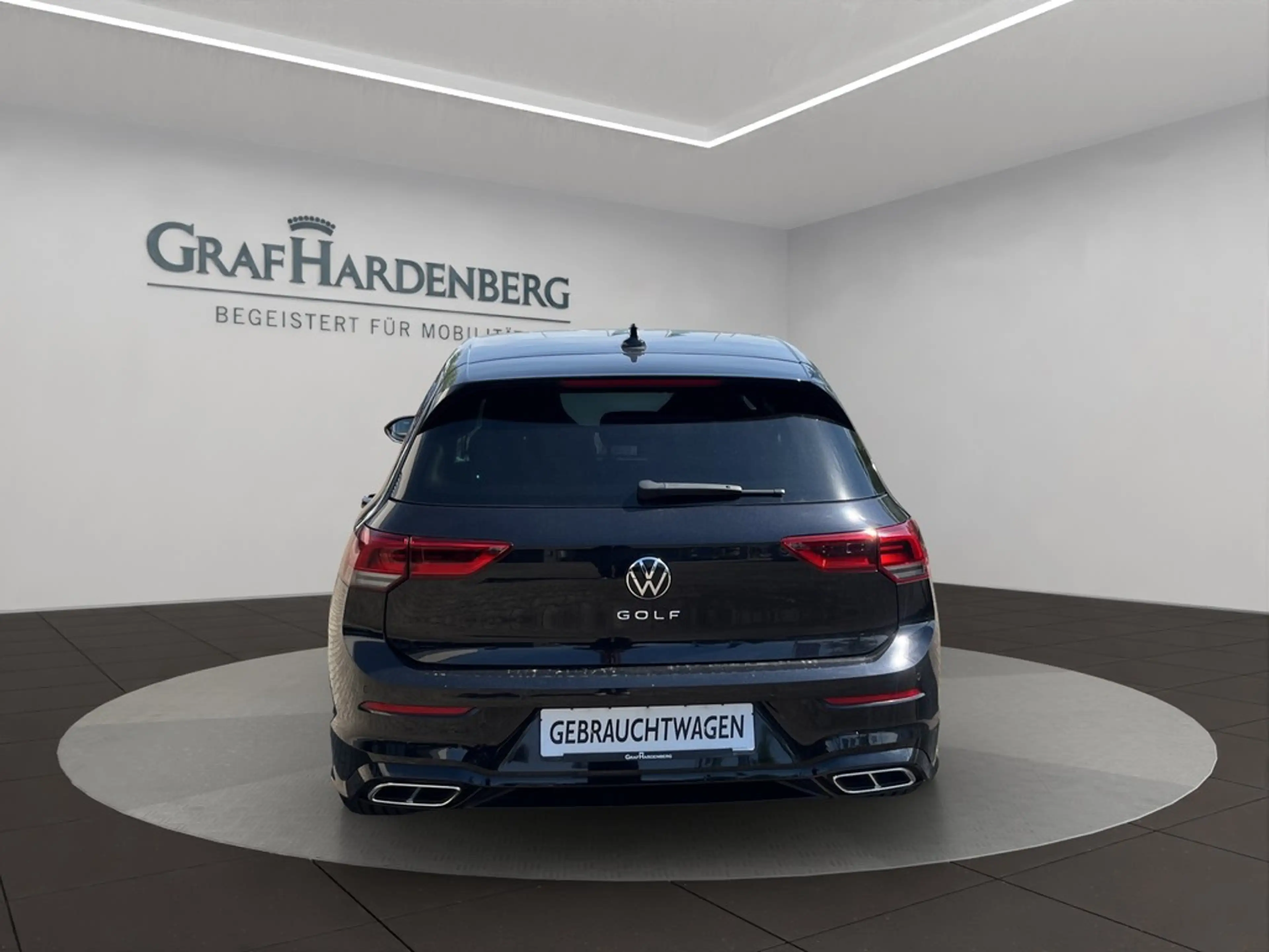 Volkswagen Golf R -Line 2.0 TSI DSG — photo 5