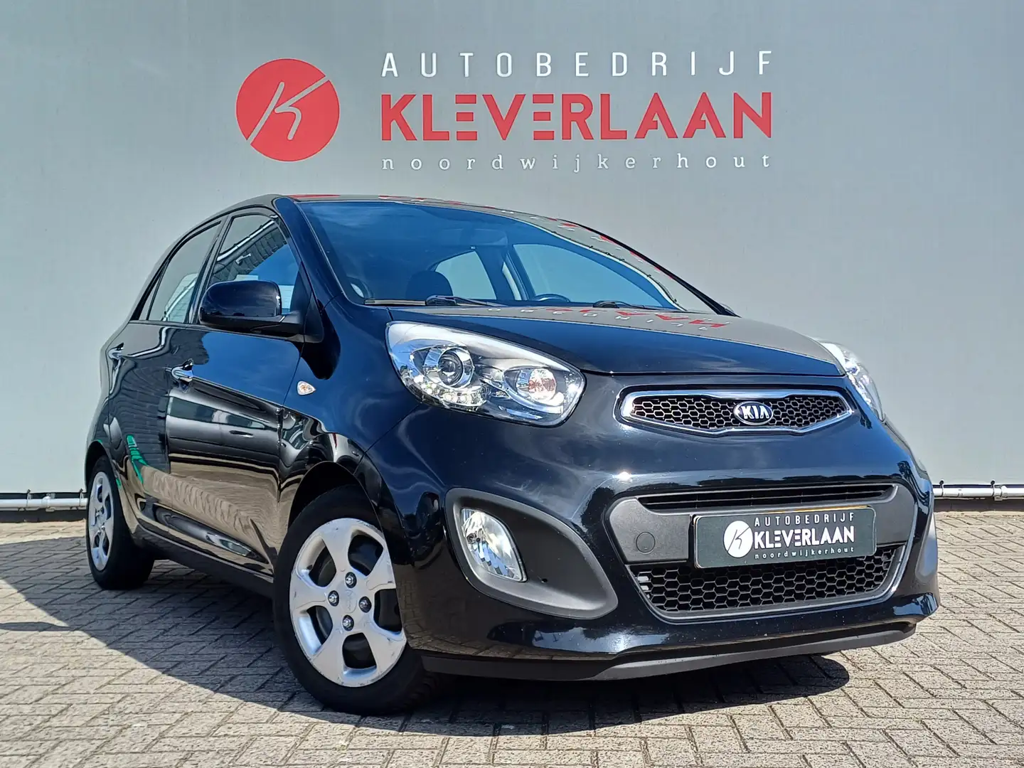 Kia Picanto 1.0 CVVT BusinessLine | TREKHAAK |  AIRCO | NAVI | Zwart - 1