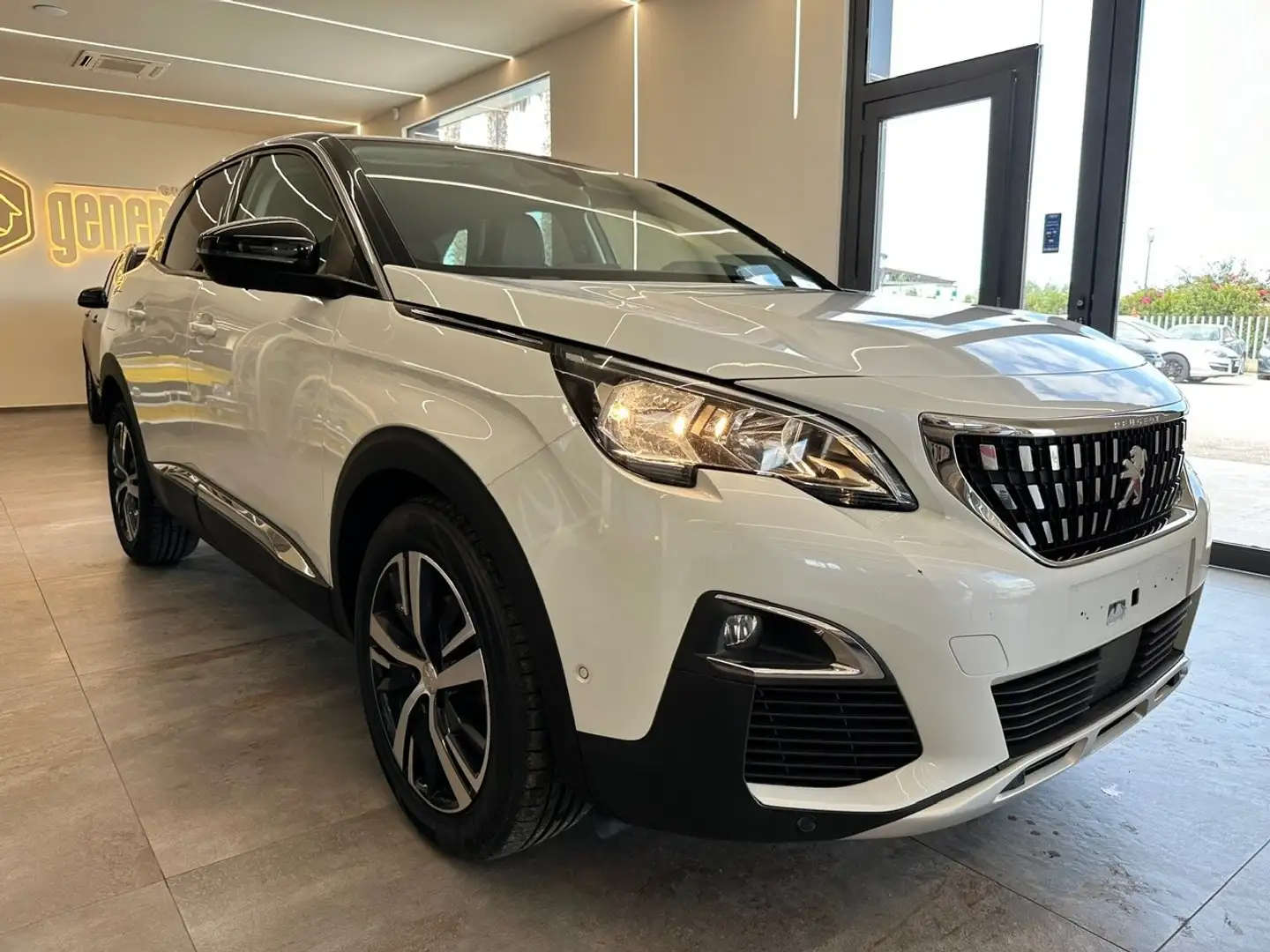Peugeot 3008 3008 1.6 bluehdi Allure Auto Bianco - 1