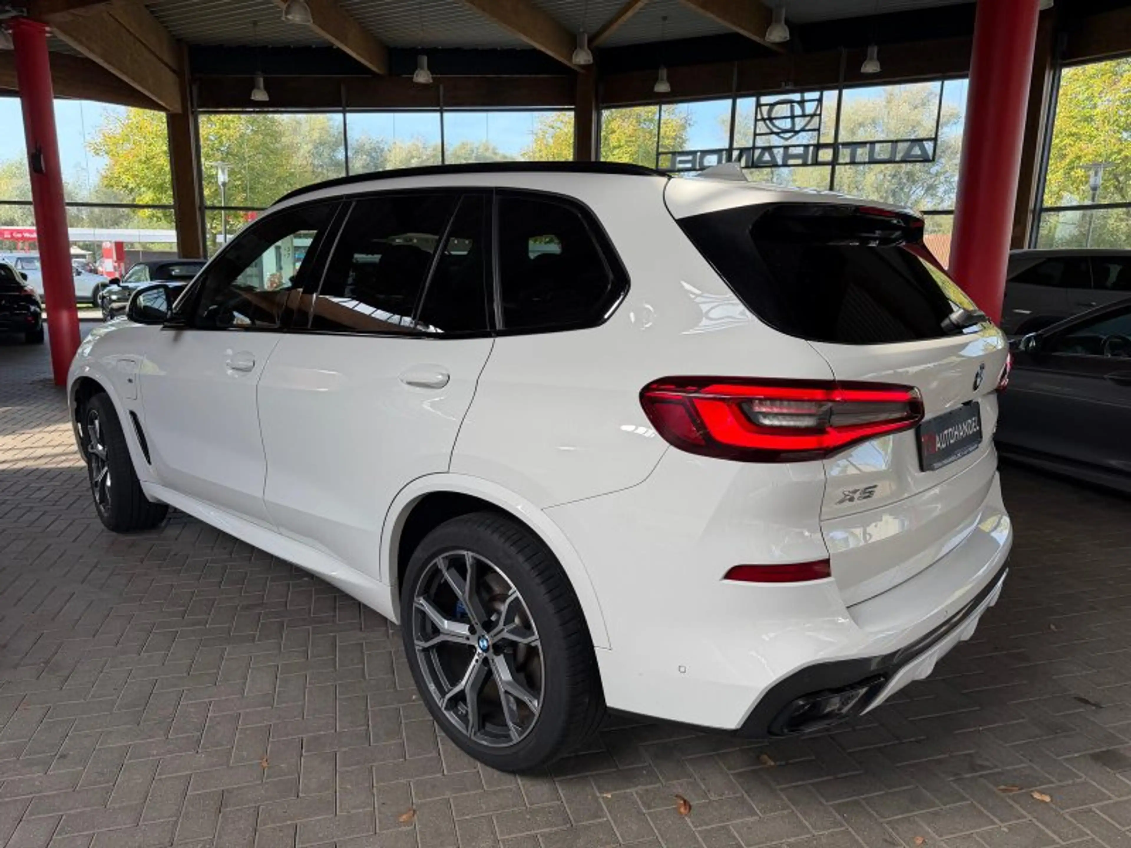 BMW X5 xDrive 45 e M Sport Head Up, 360°, Großes Fahrassi — photo 9