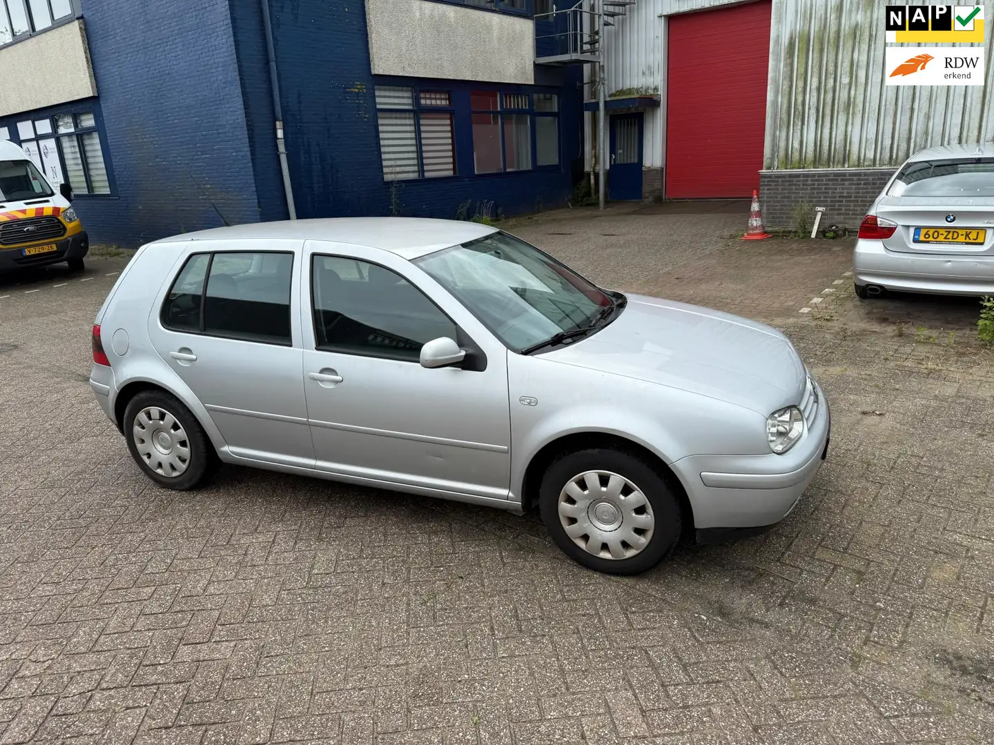 Volkswagen Golf 1.6-16V Sportline (( airco ))) Grigio - 1