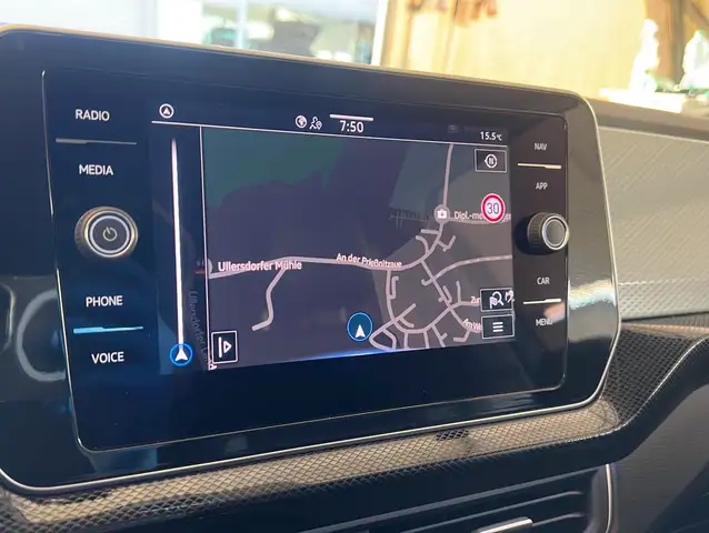 Volkswagen T-Cross view 10