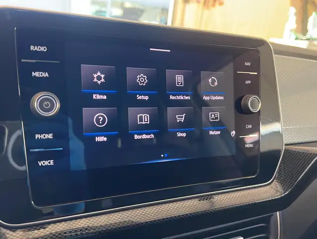 Volkswagen T-Cross view 14